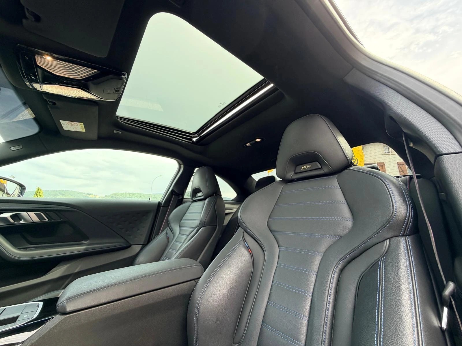 BMW M240i xDrive Steptronic-image-9