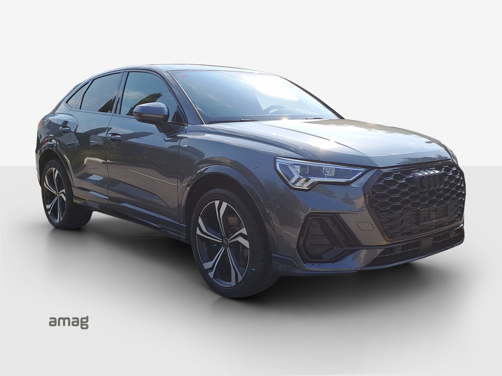 AUDI Q3 Sportback 45 TFSI e S line S-tronic-image-5