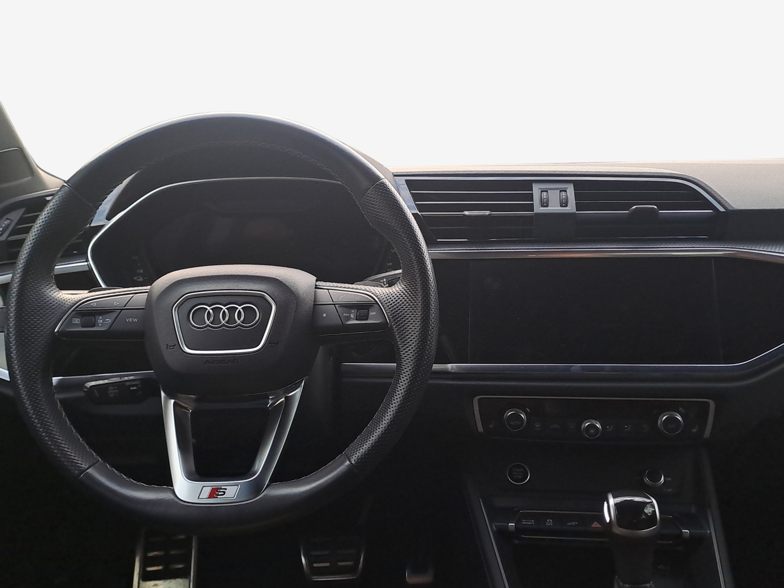 AUDI Q3 Sportback 45 TFSI e S line S-tronic-image-8