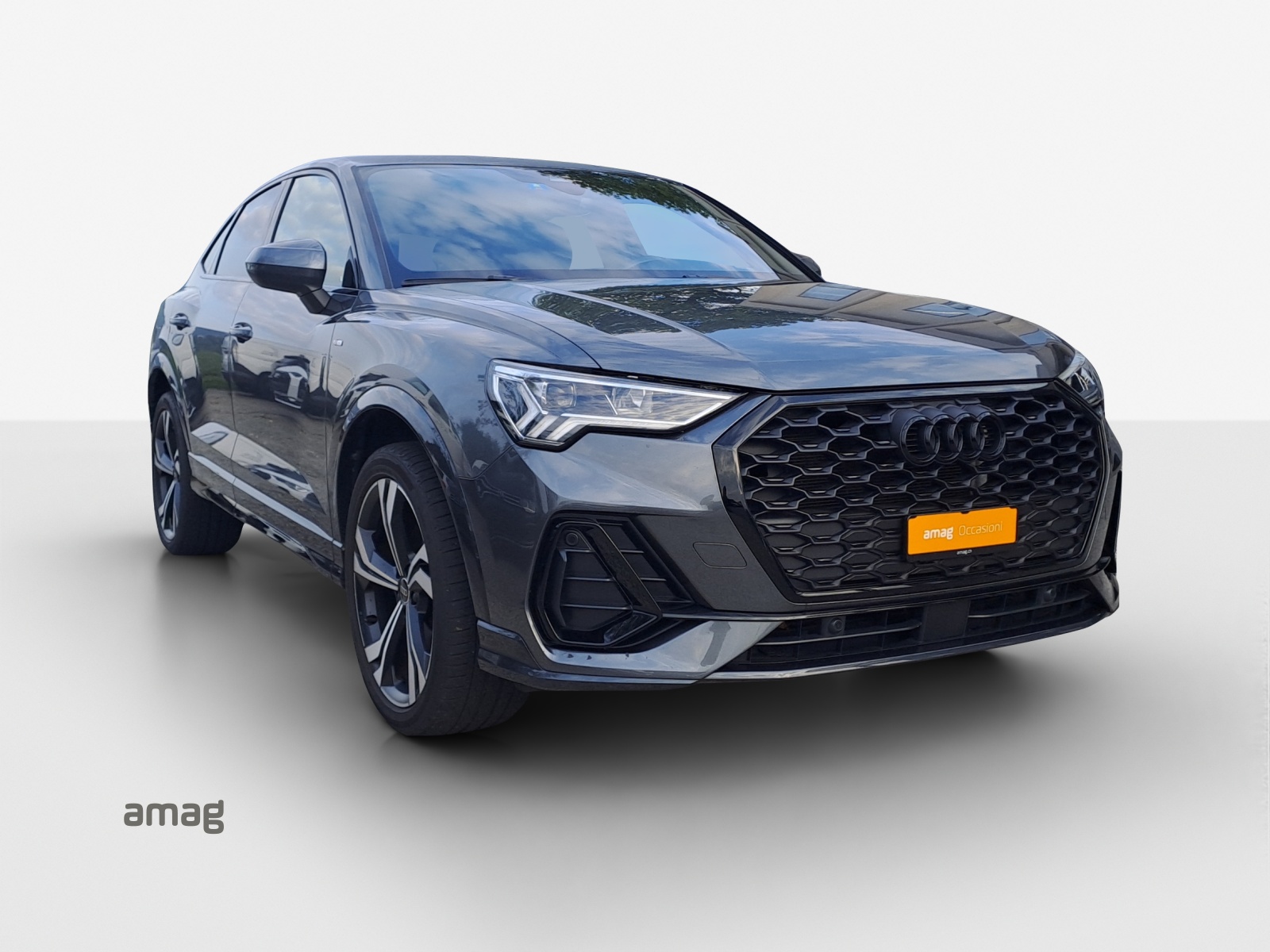 AUDI Q3 Sportback 45 TFSI e S line S-tronic-image-5