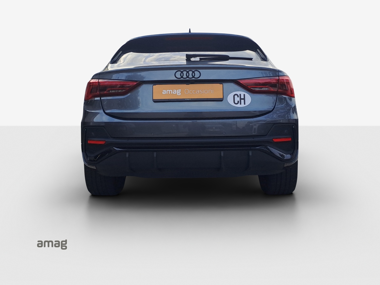 AUDI Q3 Sportback 45 TFSI e S line S-tronic-showroom-element-3