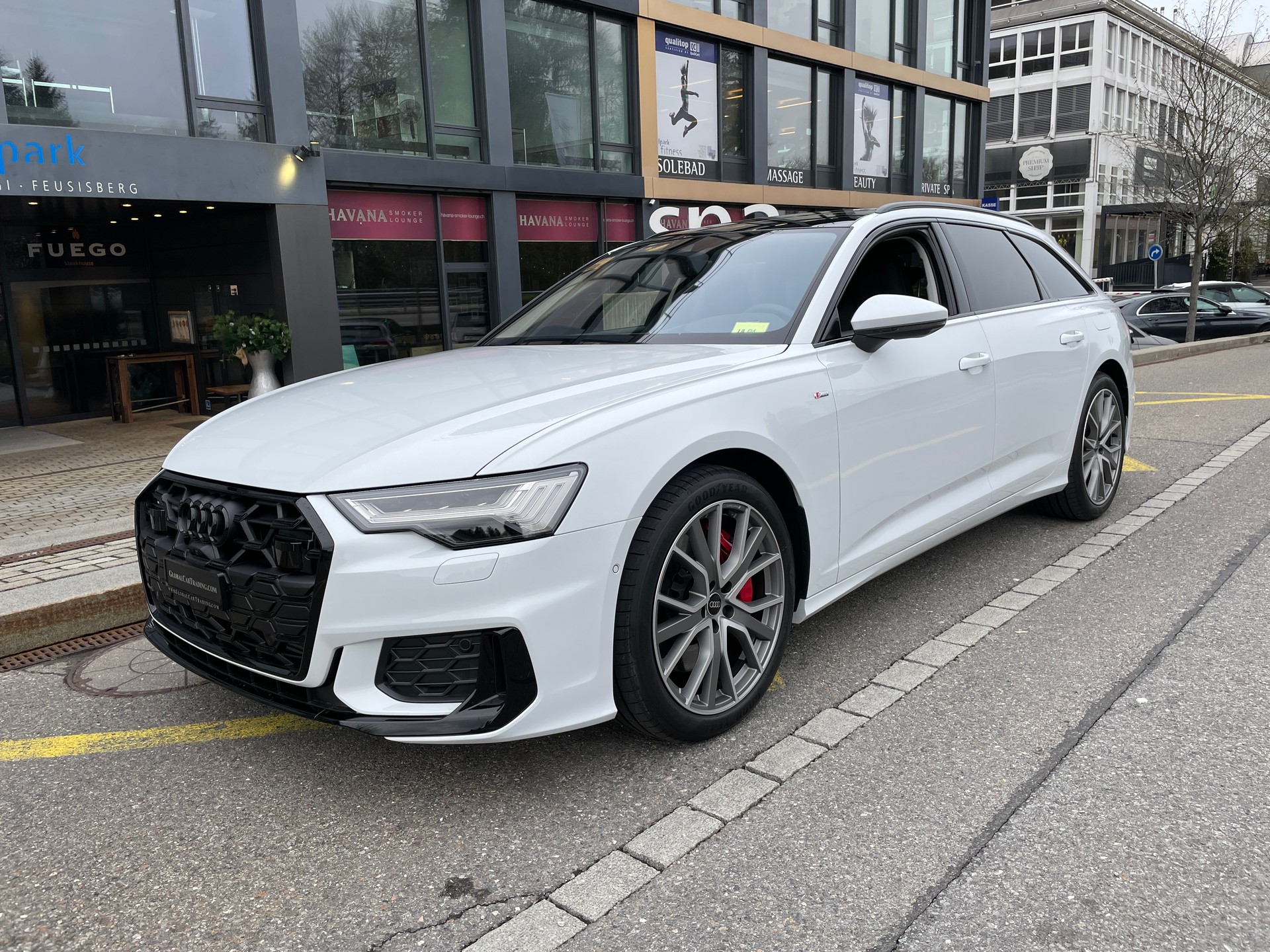 AUDI A6 Avant 55 TFSIe Sport quattro S-tronic-image-0