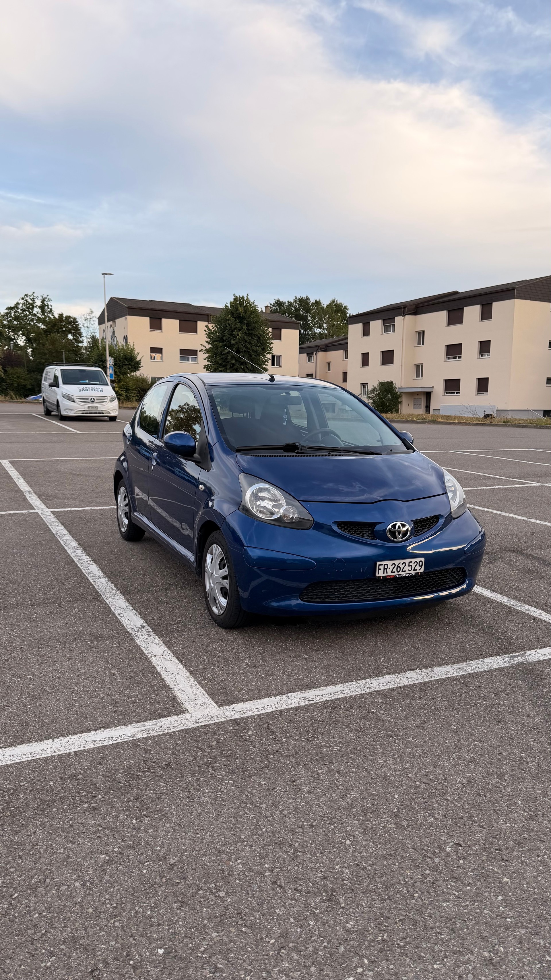 TOYOTA Aygo 1.0 Linea Luna-image-6