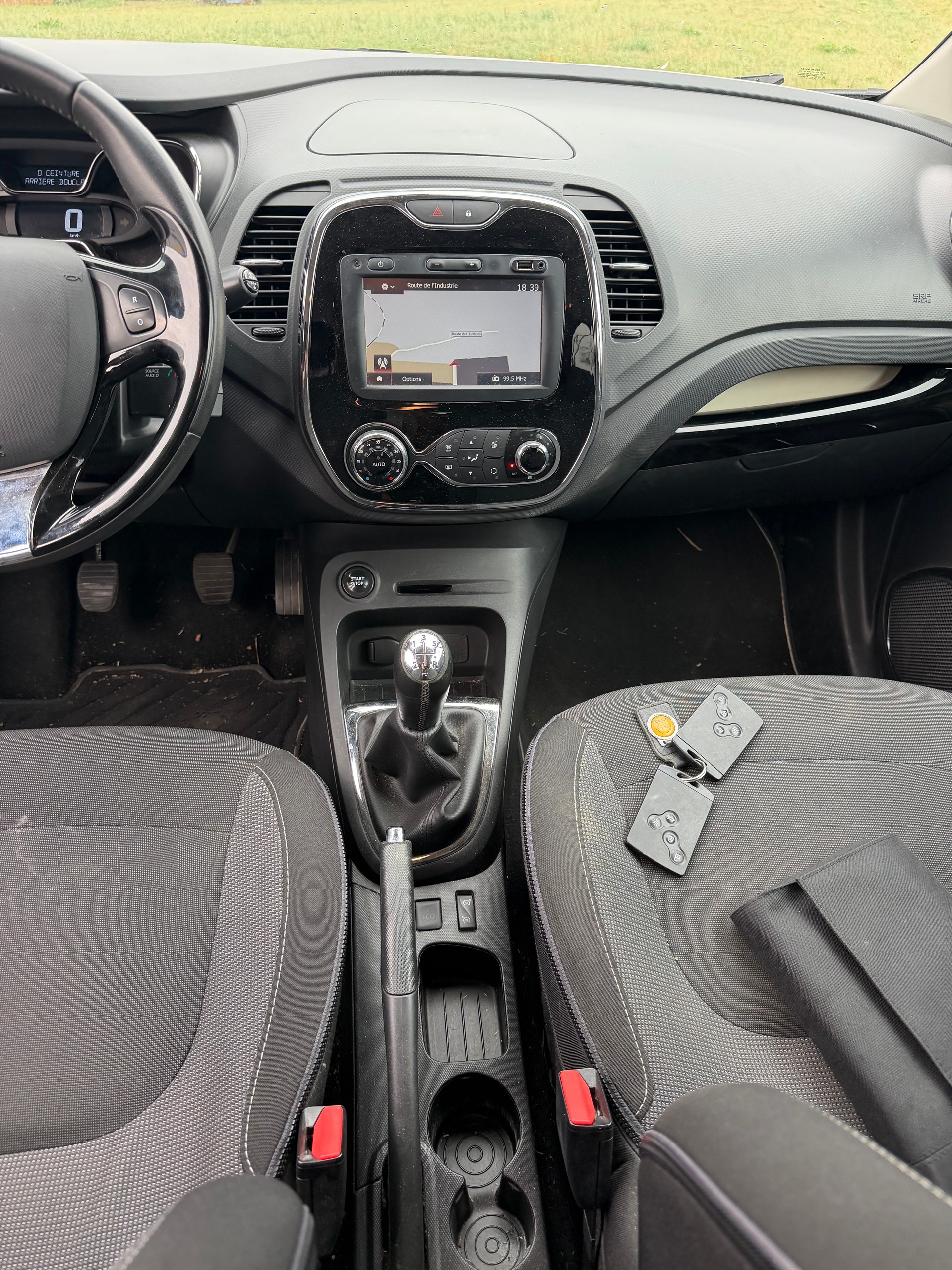 RENAULT Captur 0.9 12V Privilège-image-4