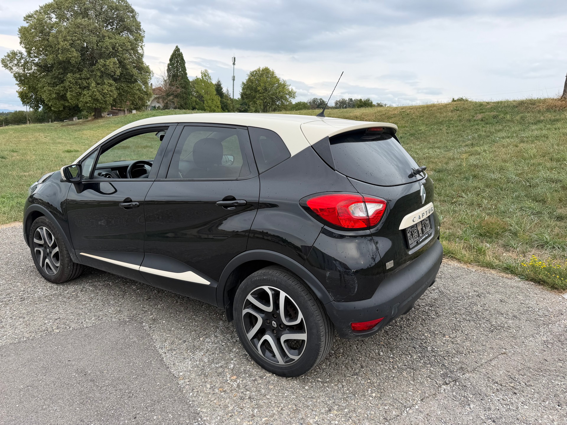 RENAULT Captur 0.9 12V Privilège-image-7