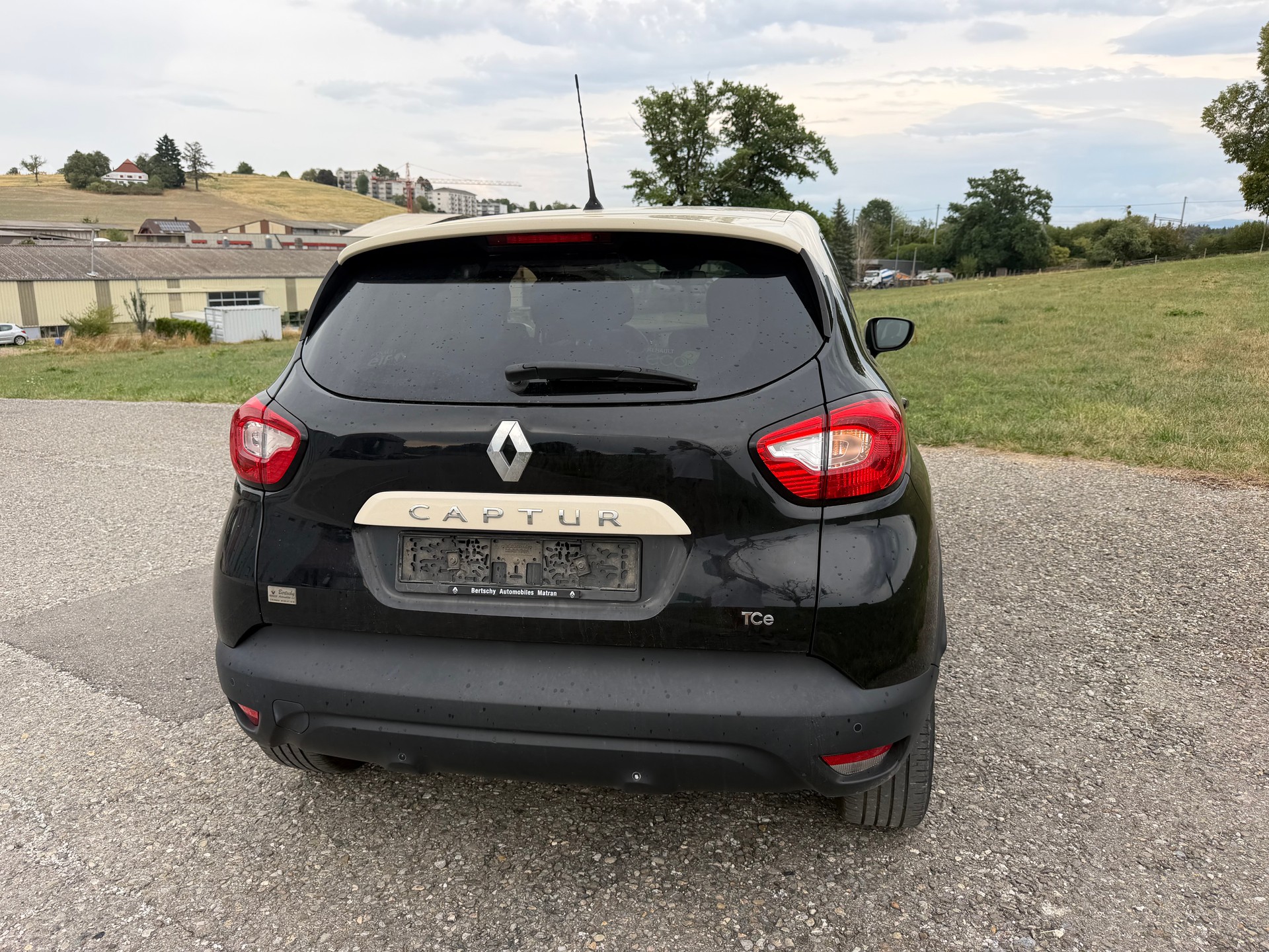 RENAULT Captur 0.9 12V Privilège-image-3