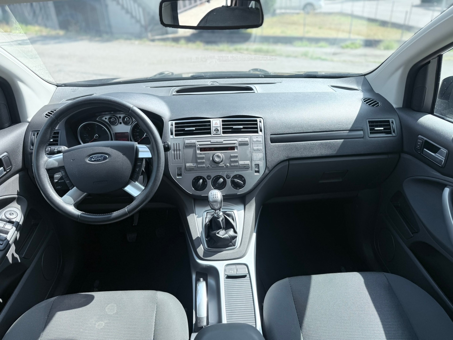 FORD Kuga 2.0 TDCi Carving 4WD-image-17