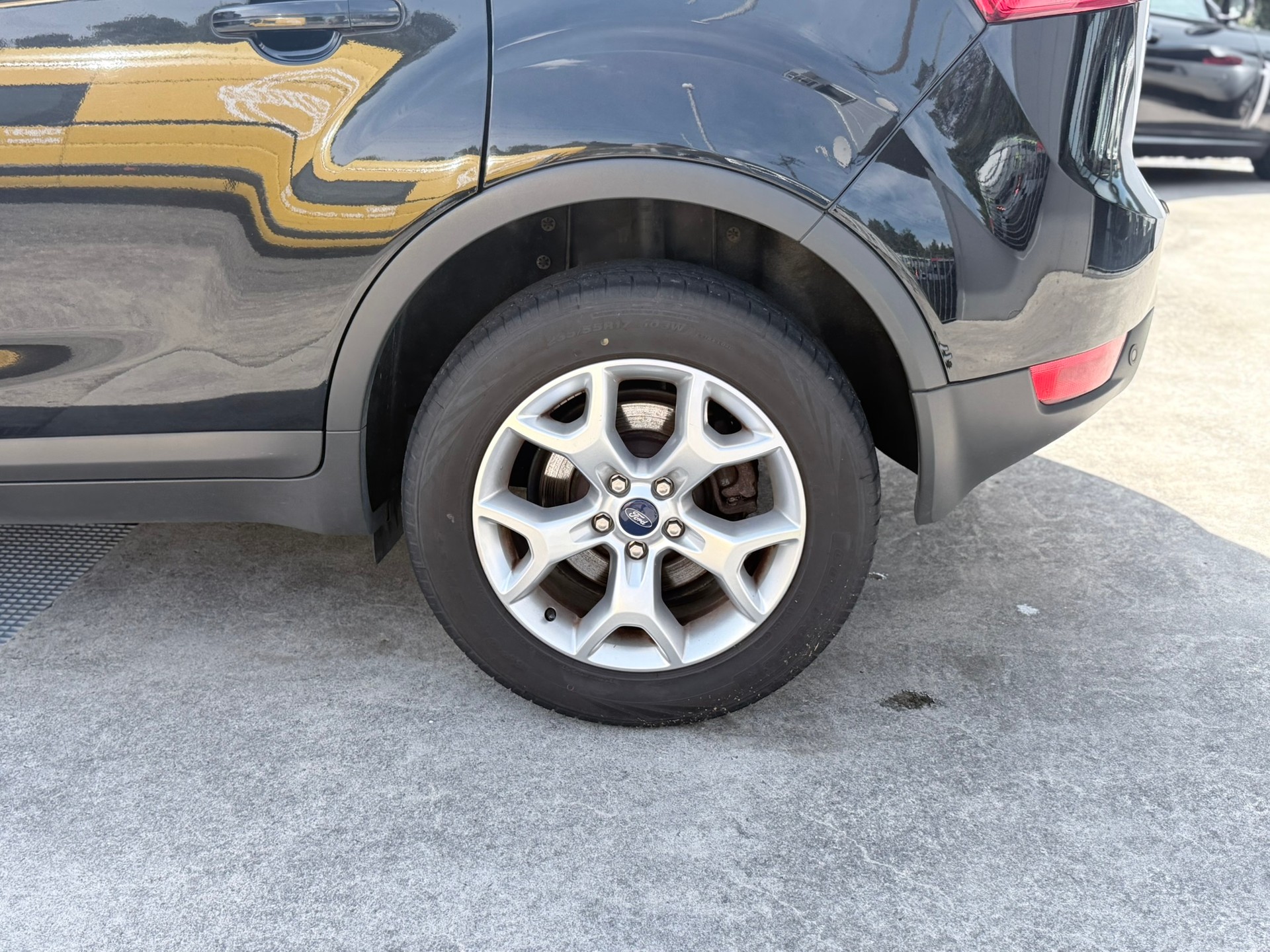 FORD Kuga 2.0 TDCi Carving 4WD-image-9