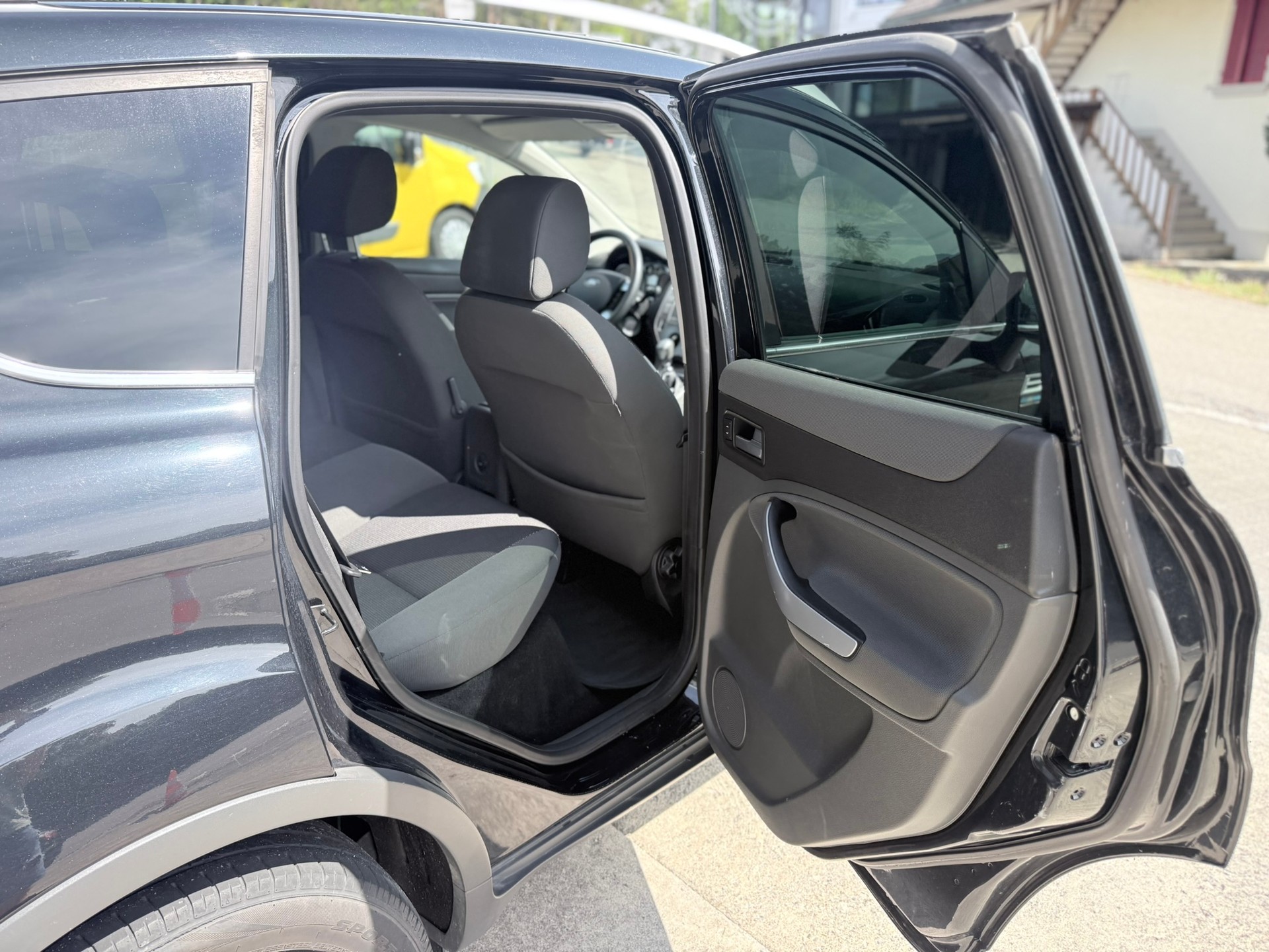 FORD Kuga 2.0 TDCi Carving 4WD-image-12