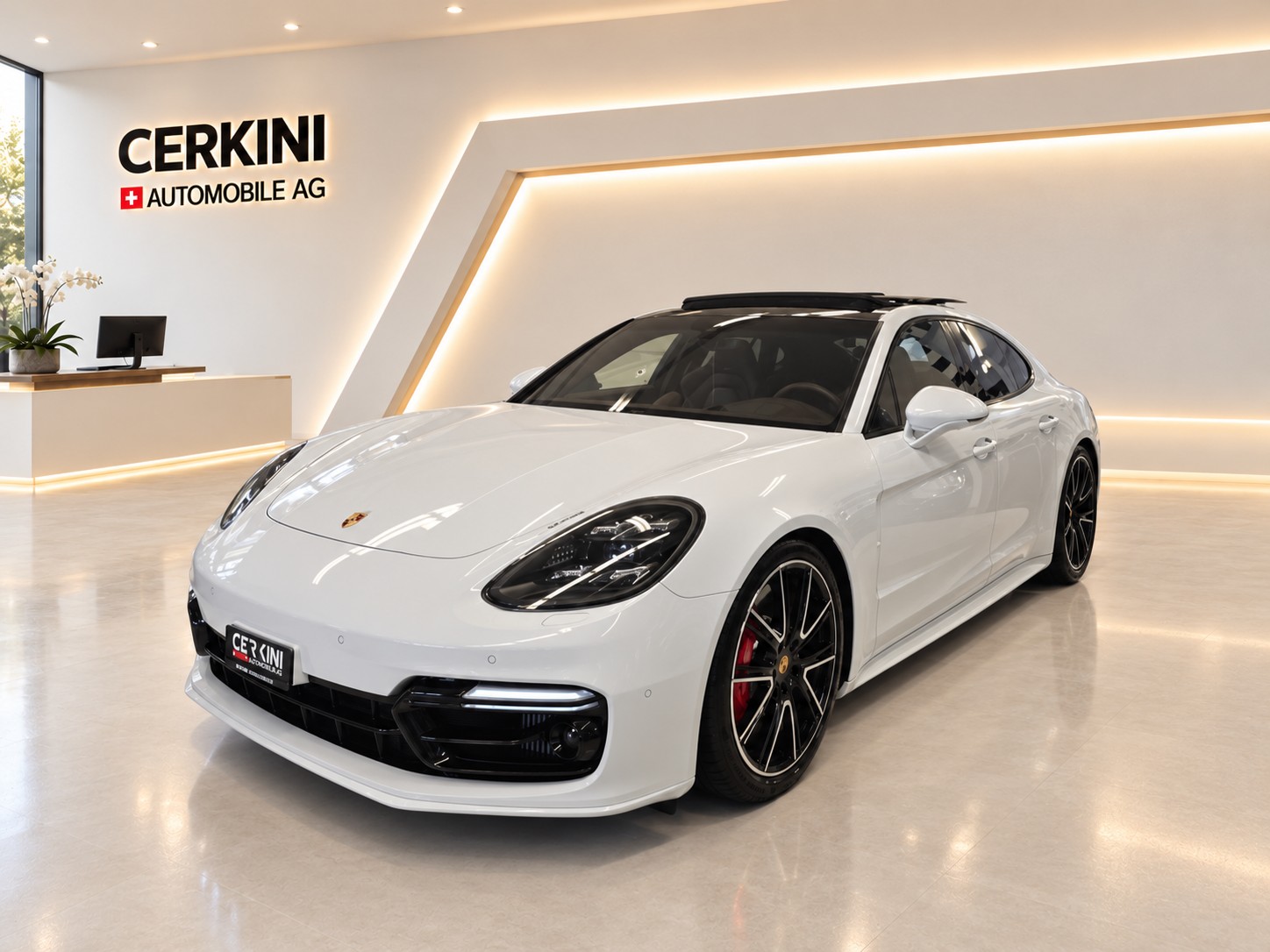 PORSCHE Turbo-showroom-element-1
