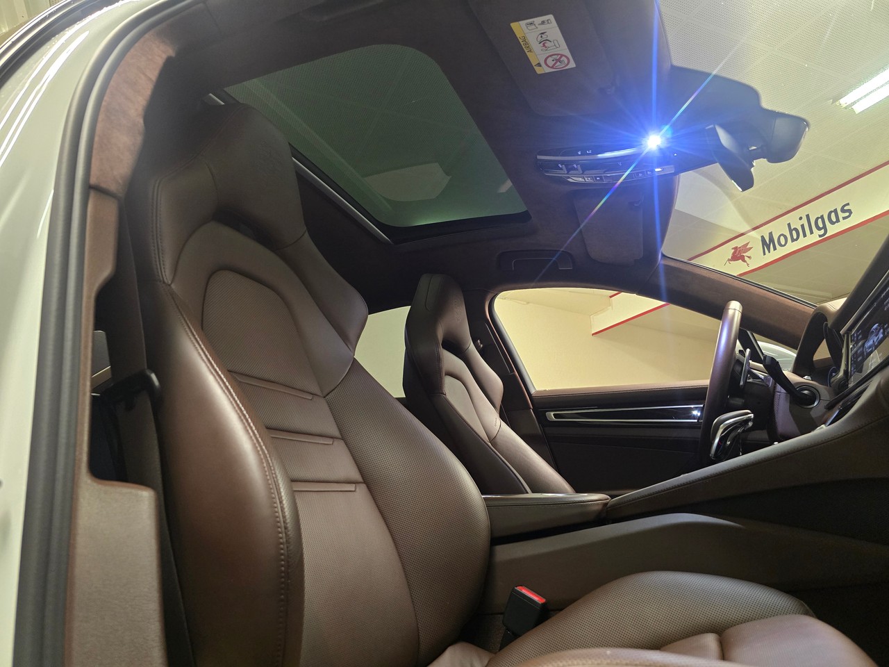 PORSCHE Turbo-image-13