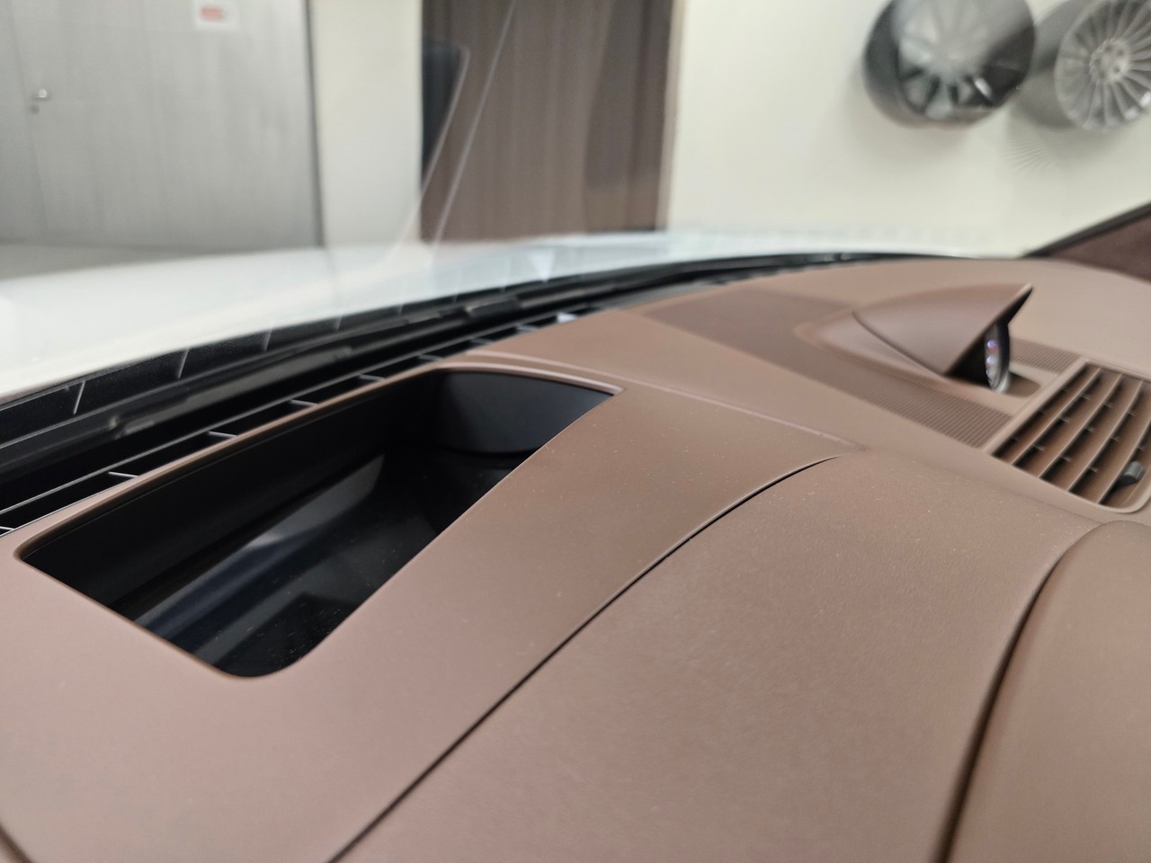 PORSCHE Turbo-image-7
