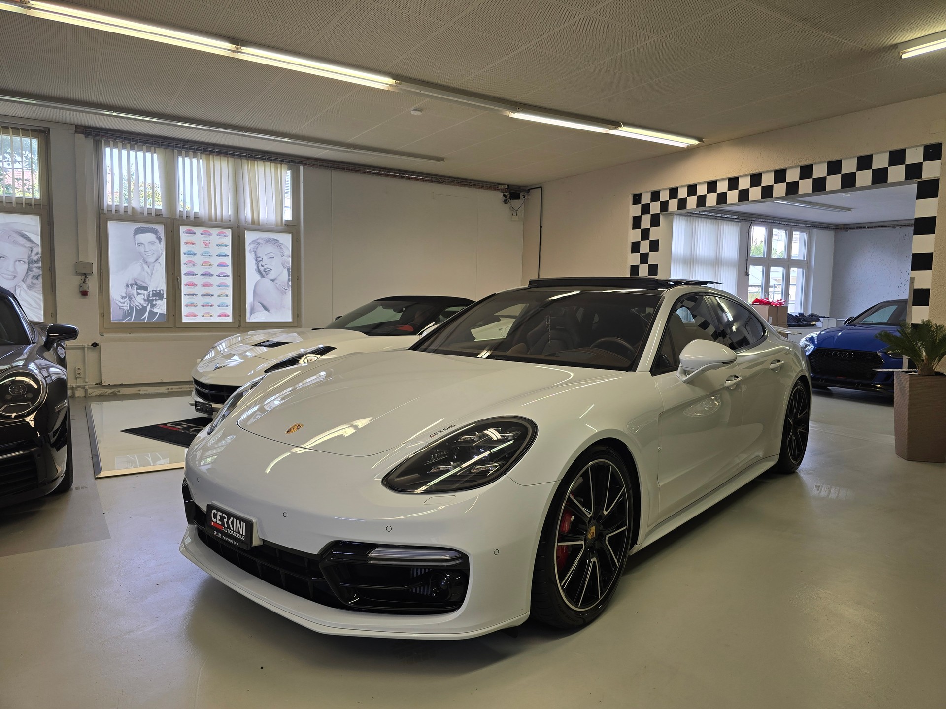 PORSCHE Turbo-image-6