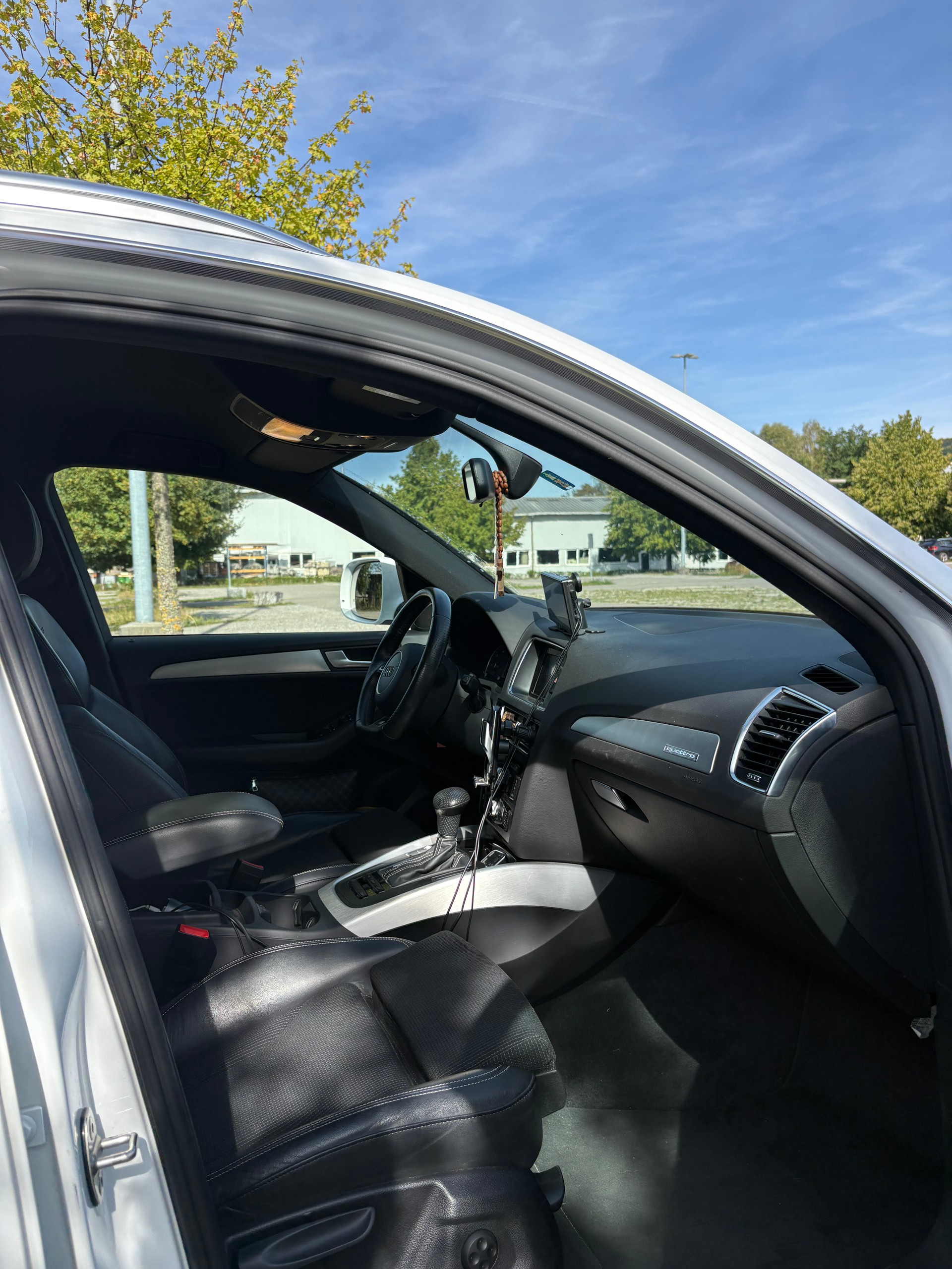 AUDI 3.0 V6 TDI quattro S-Tronic-image-5