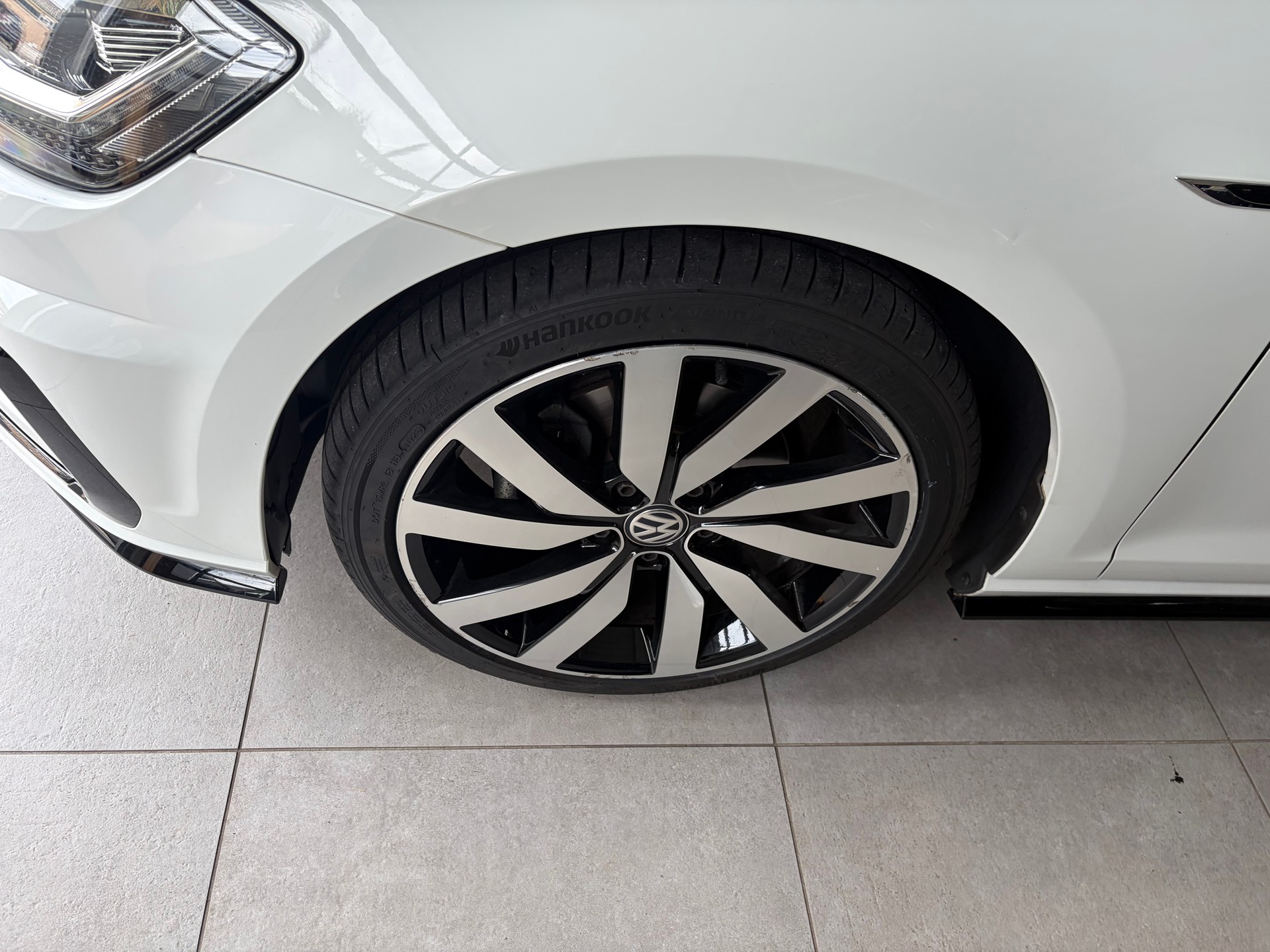 VW Golf 1.5 TSI EVO Highline DSG** R-LINE **-image-6