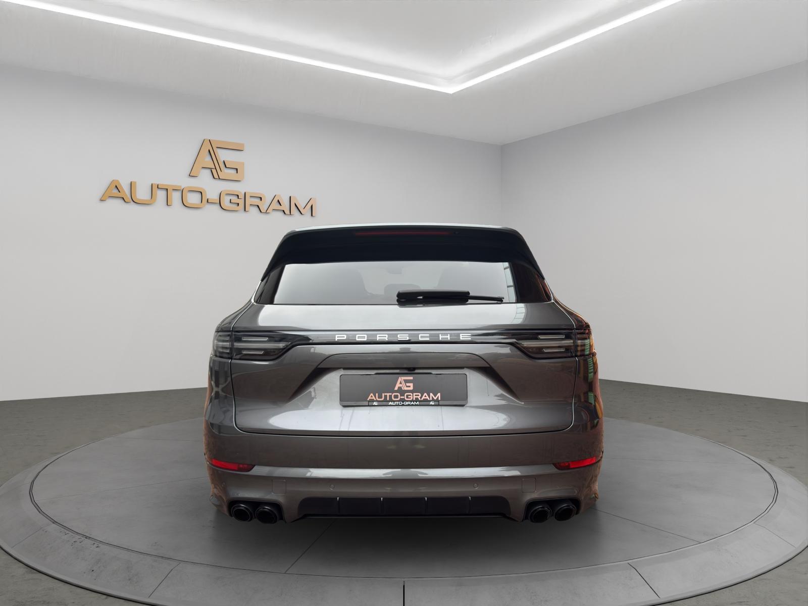 PORSCHE Cayenne S-image-3