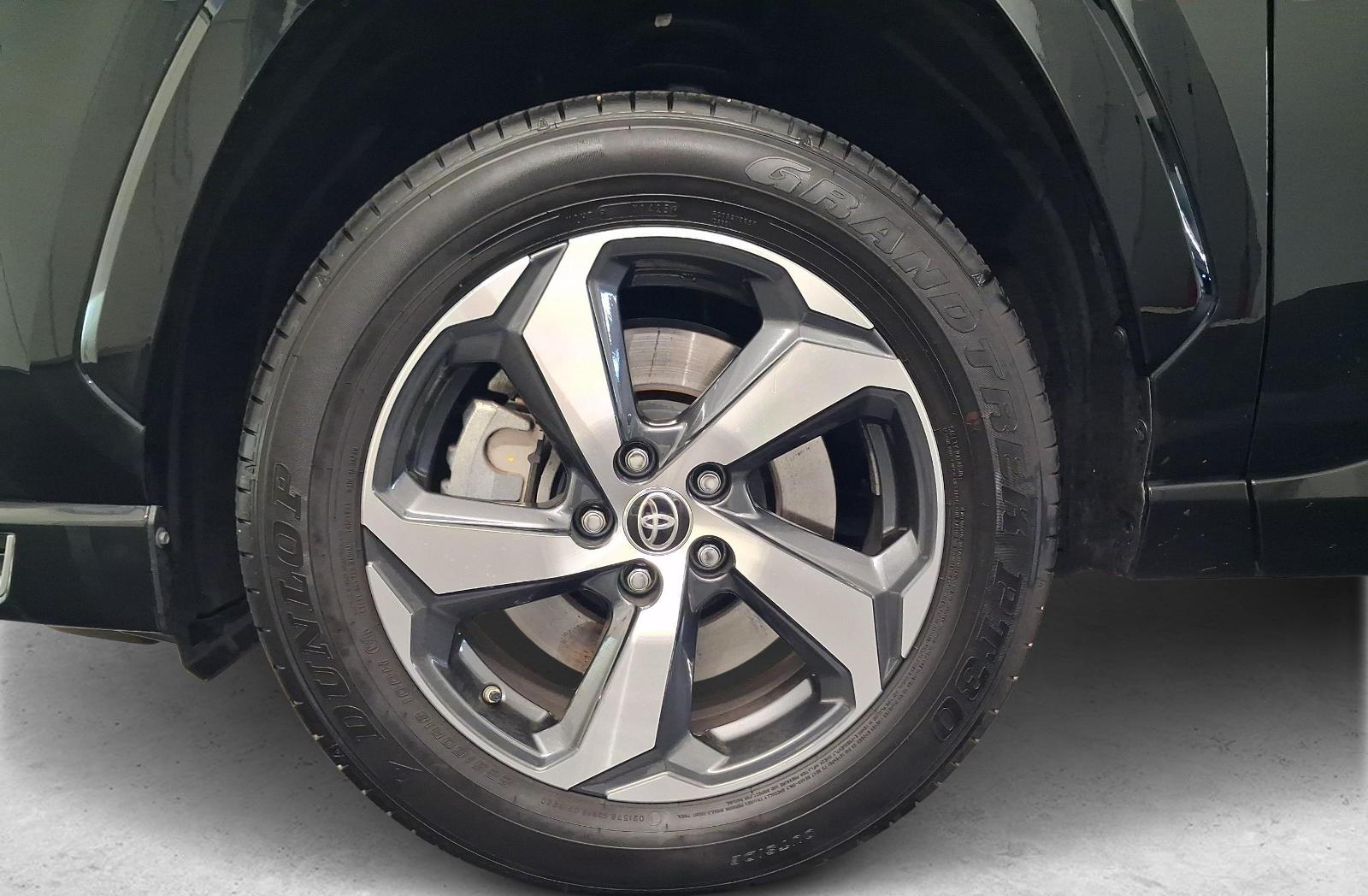 TOYOTA RAV4 2.5 Plug-In-Hybrid Trend-image-13