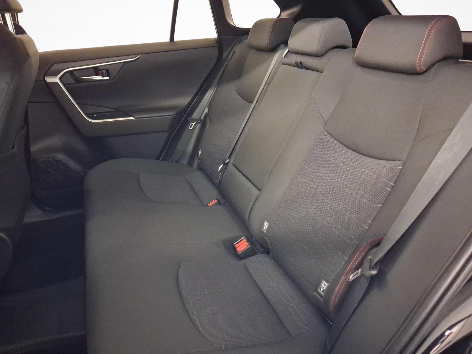 TOYOTA RAV4 2.5 Plug-In-Hybrid Trend-image-10
