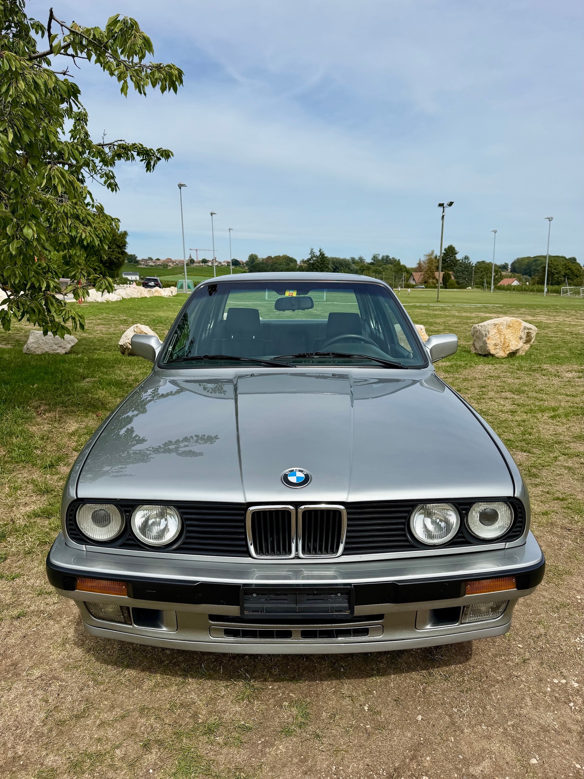 BMW 325iX-image-1