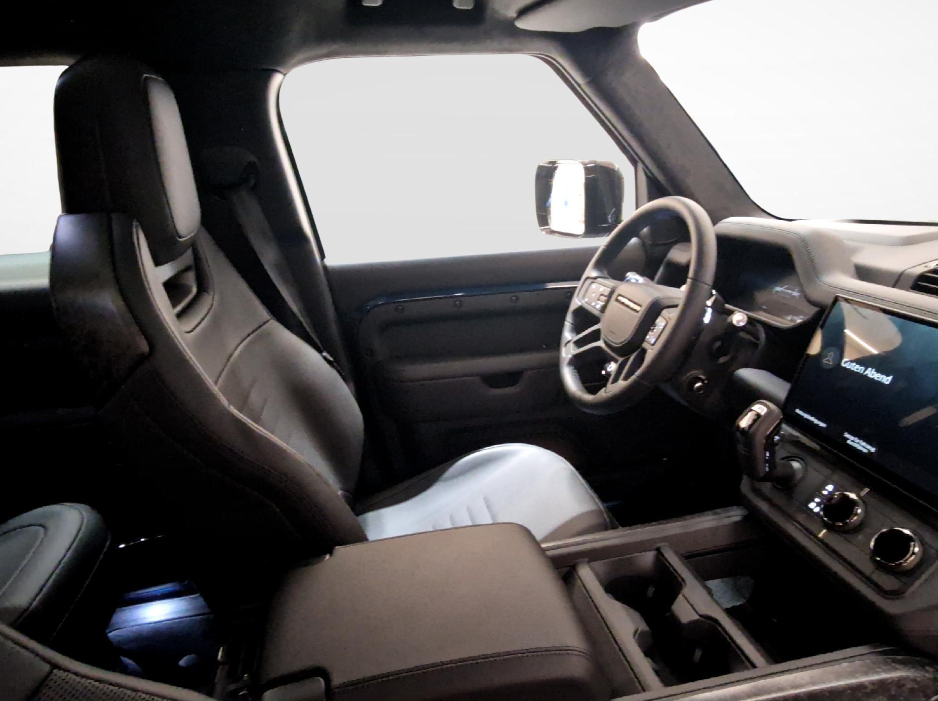 LAND ROVER Defender 110 4.4 V8 Octa-image-9