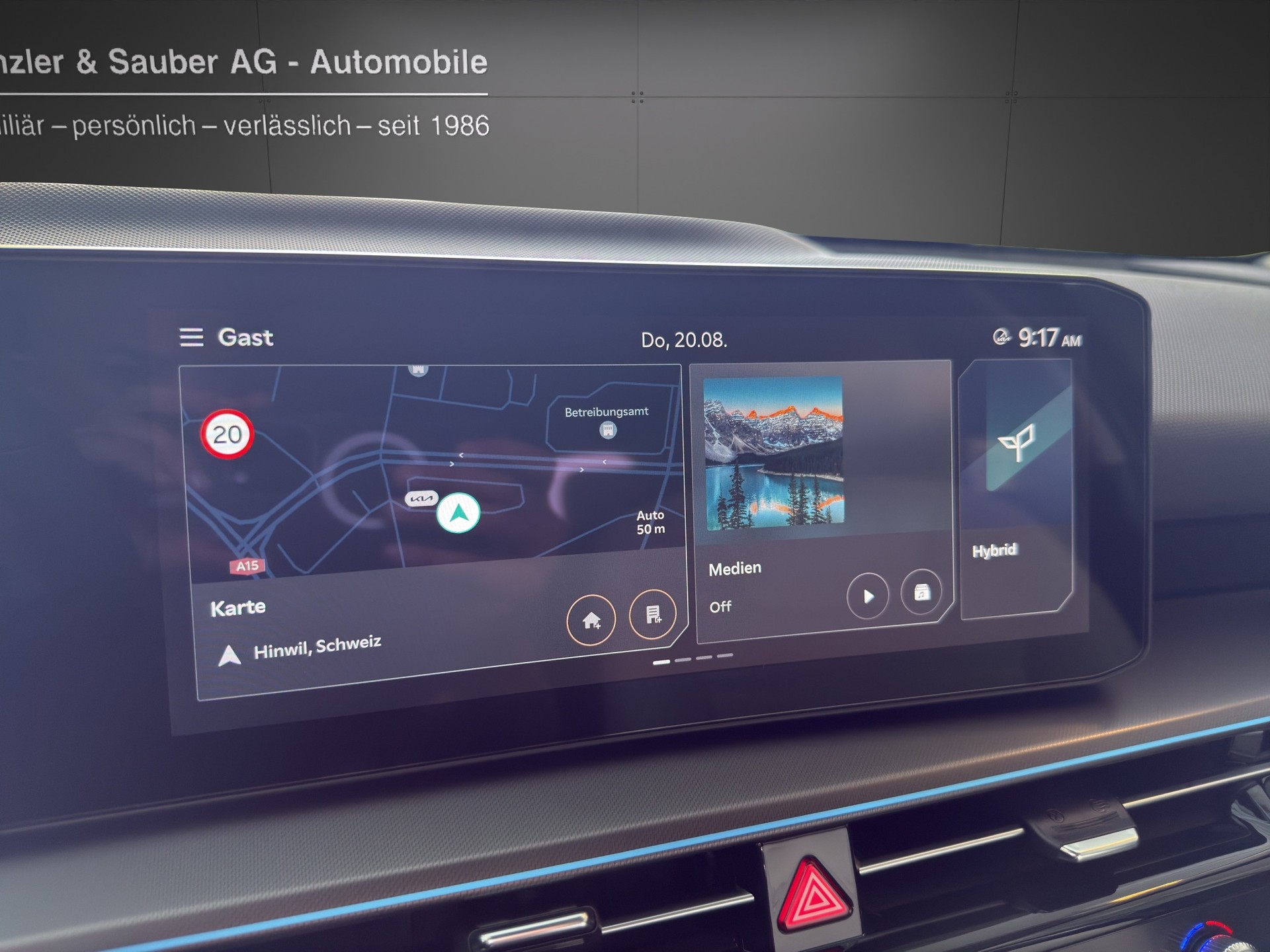 KIA Niro 1.6GDi Hybrid Style DCT-image-12