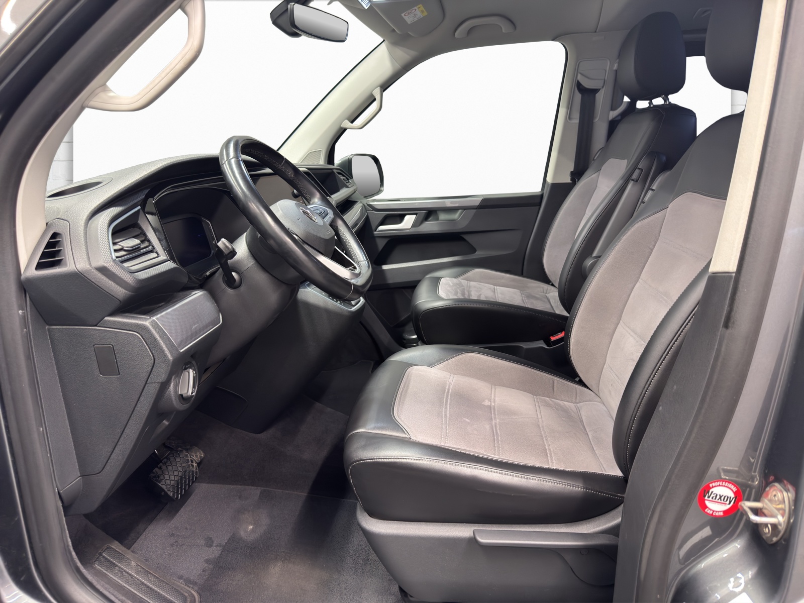 VW T6.1 Multivan 2.0 TDI 150 Highline DSG-image-6