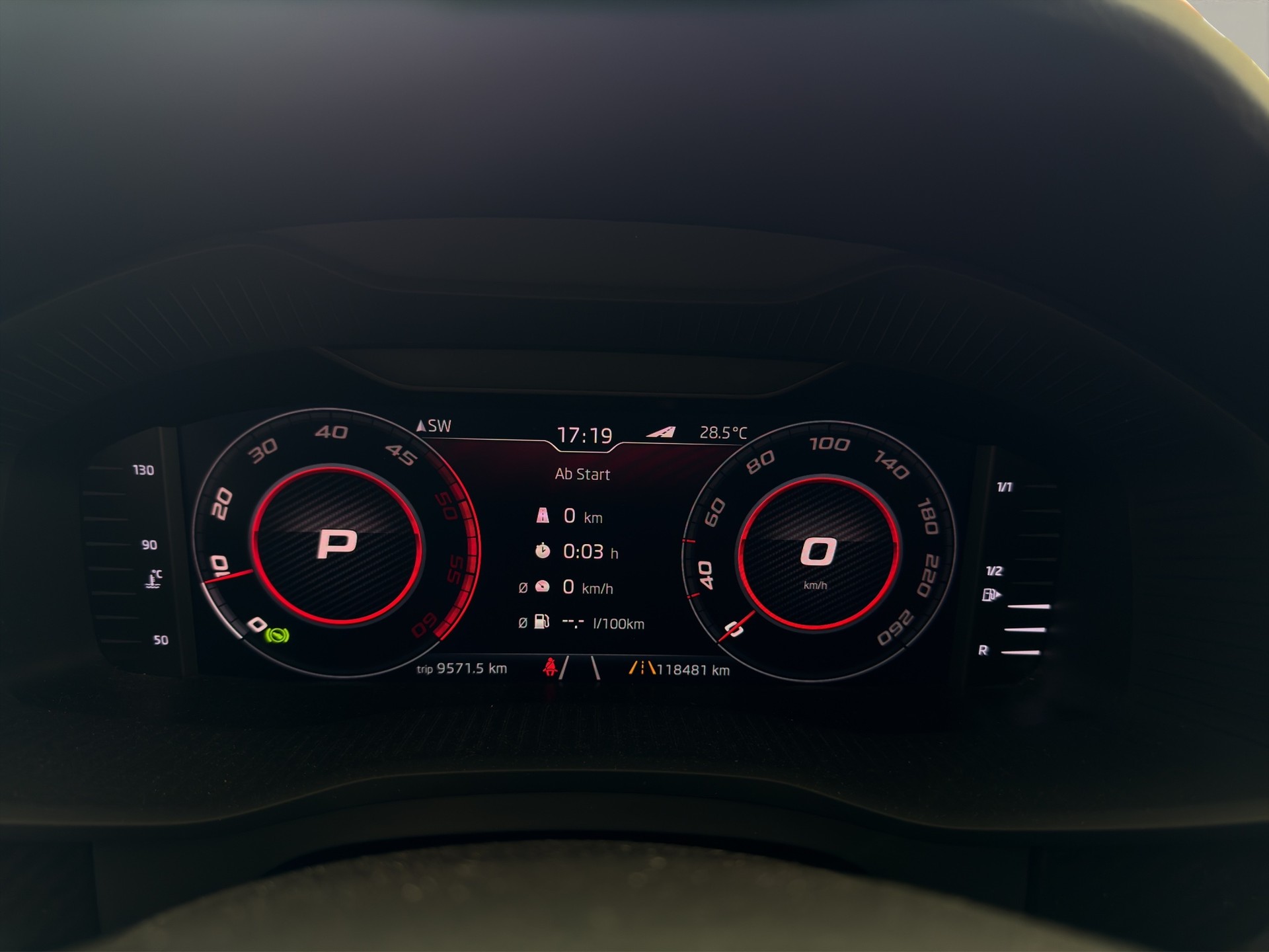 SKODA Kodiaq 2.0 Bi-TDI SCR RS 4x4 DSG inkl. Veloträger-image-9