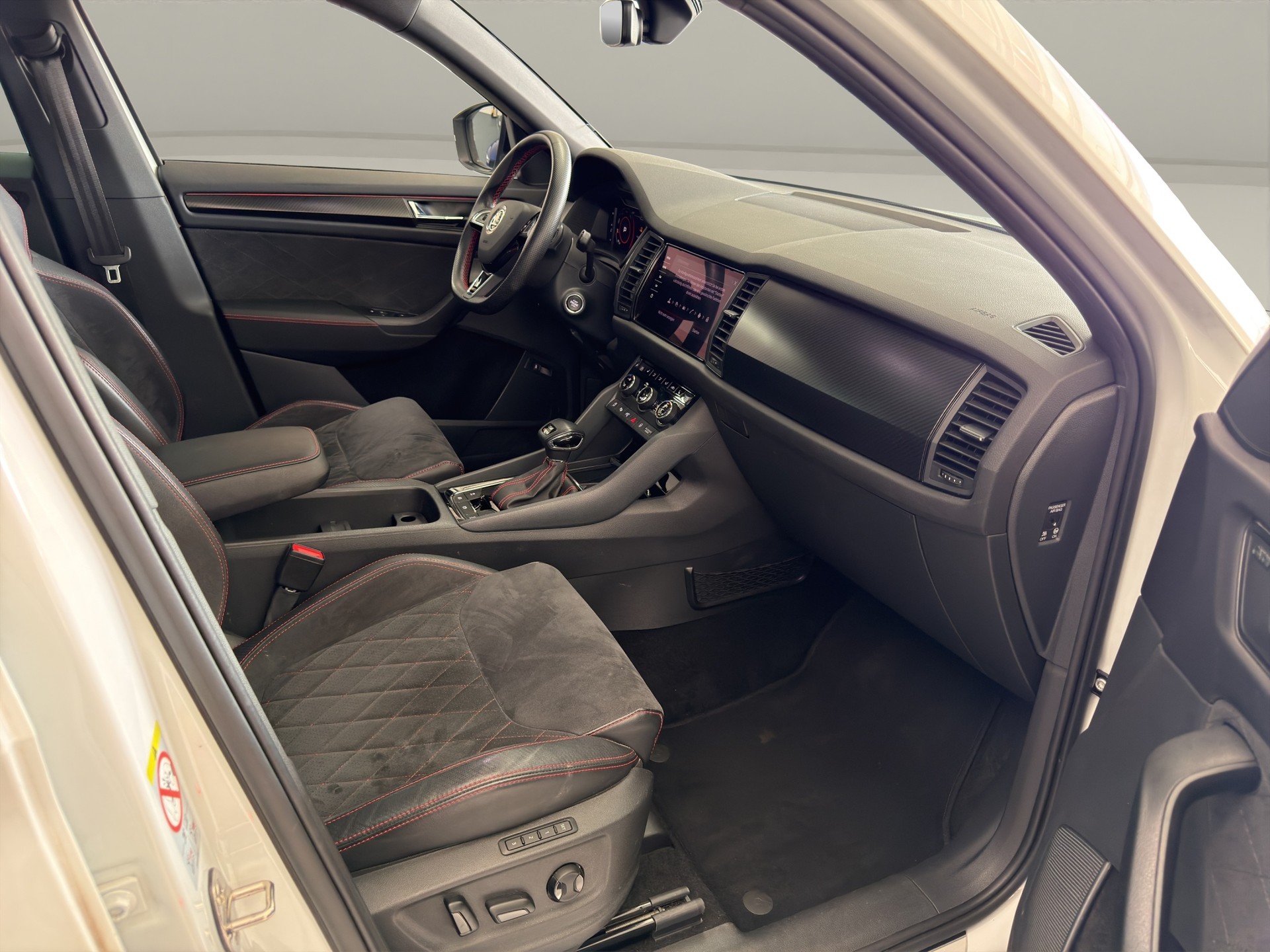 SKODA Kodiaq 2.0 Bi-TDI SCR RS 4x4 DSG inkl. Veloträger-image-6