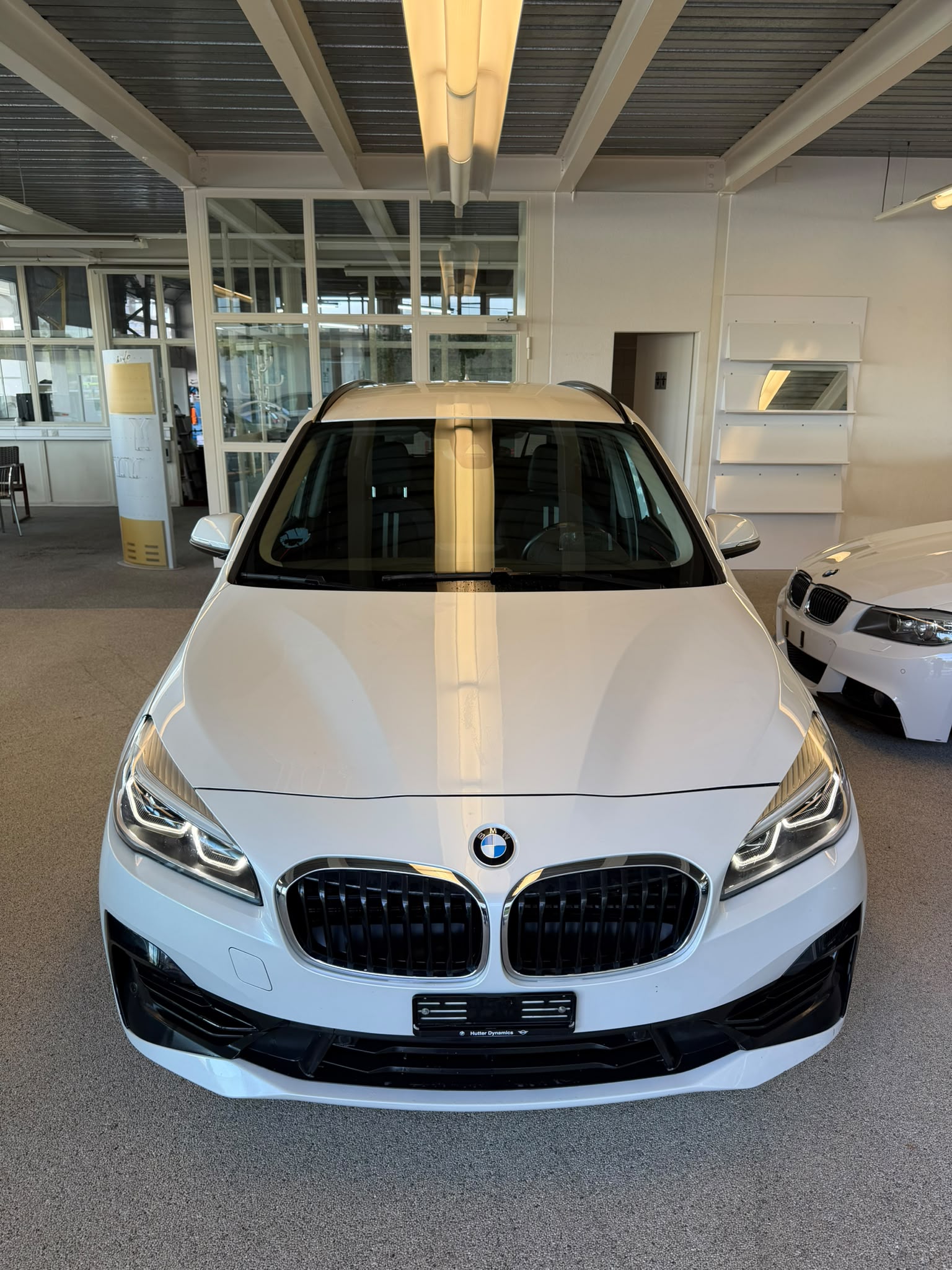 BMW 216d Gran Tourer DKG Sport Line-image-1