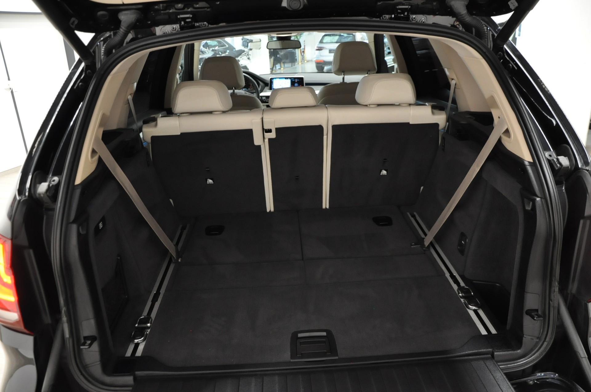 BMW X5 xDrive 30d Steptronic-image-21