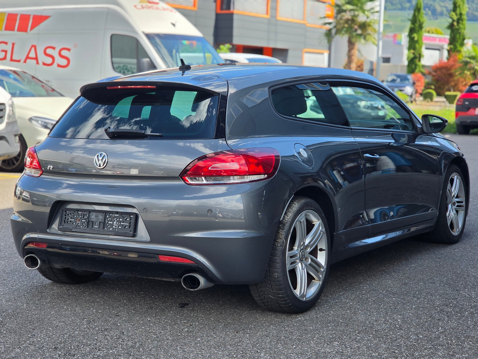 VW Scirocco 2.0 TSI R-image-5