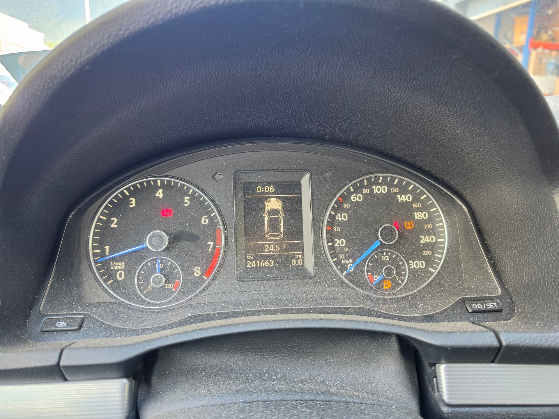 VW Scirocco 2.0 TSI R-image-10