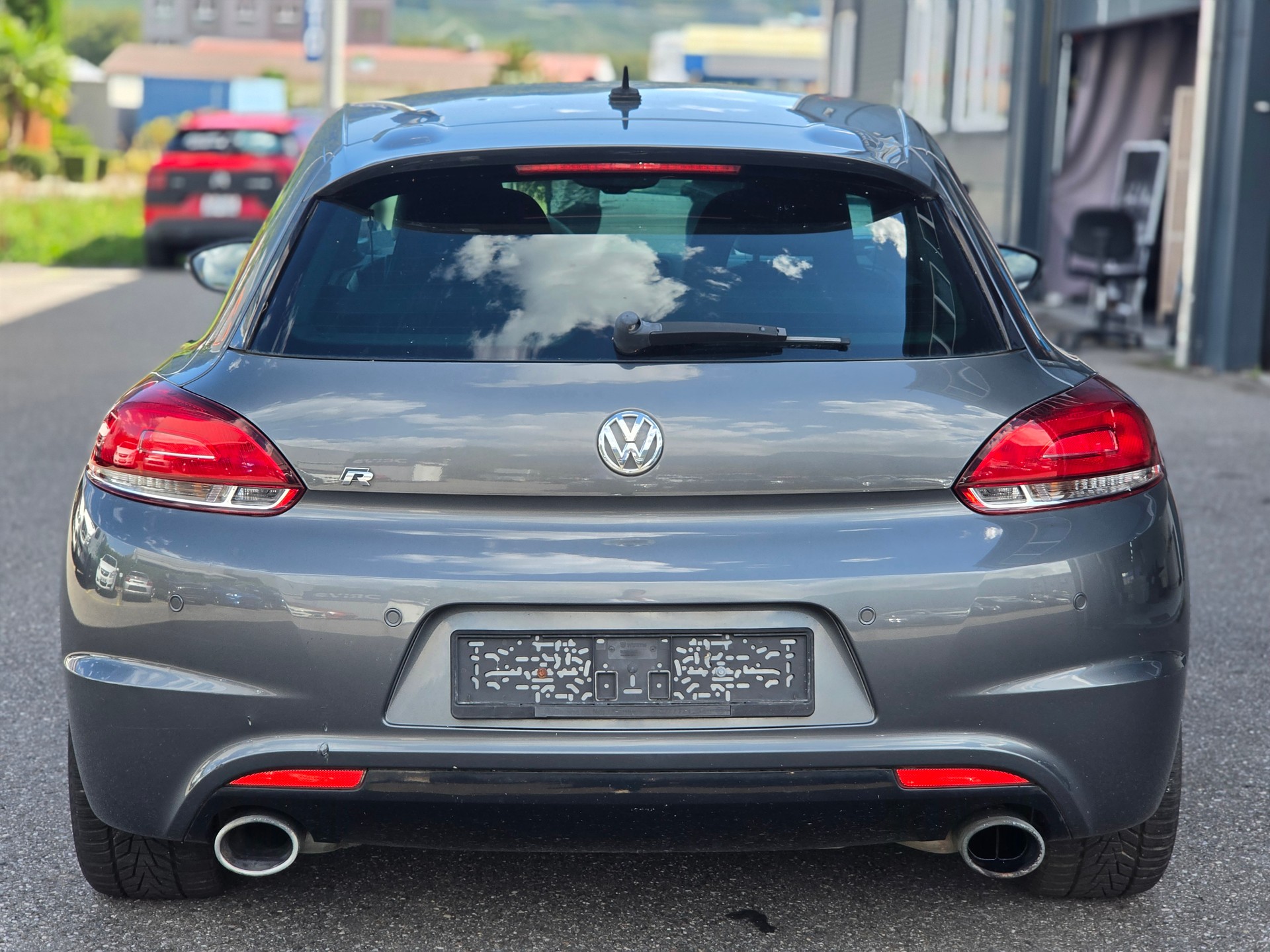 VW Scirocco 2.0 TSI R-image-3