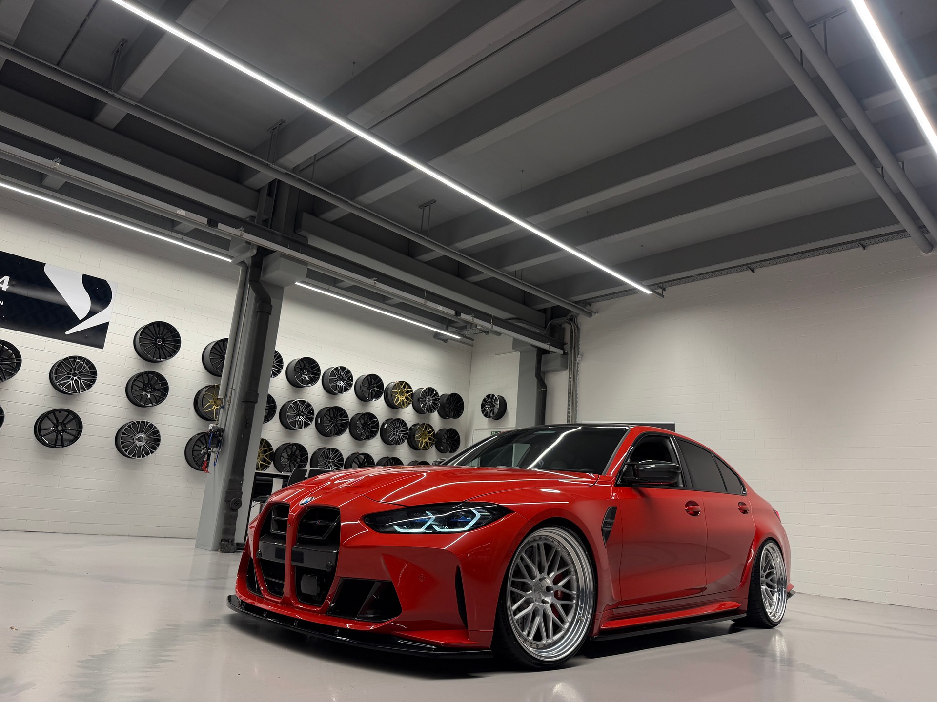 BMW M3 Competition xDrive Toronto Red *BMW Neuwagen Anschlussgarantie bis 27.11.26-image-16