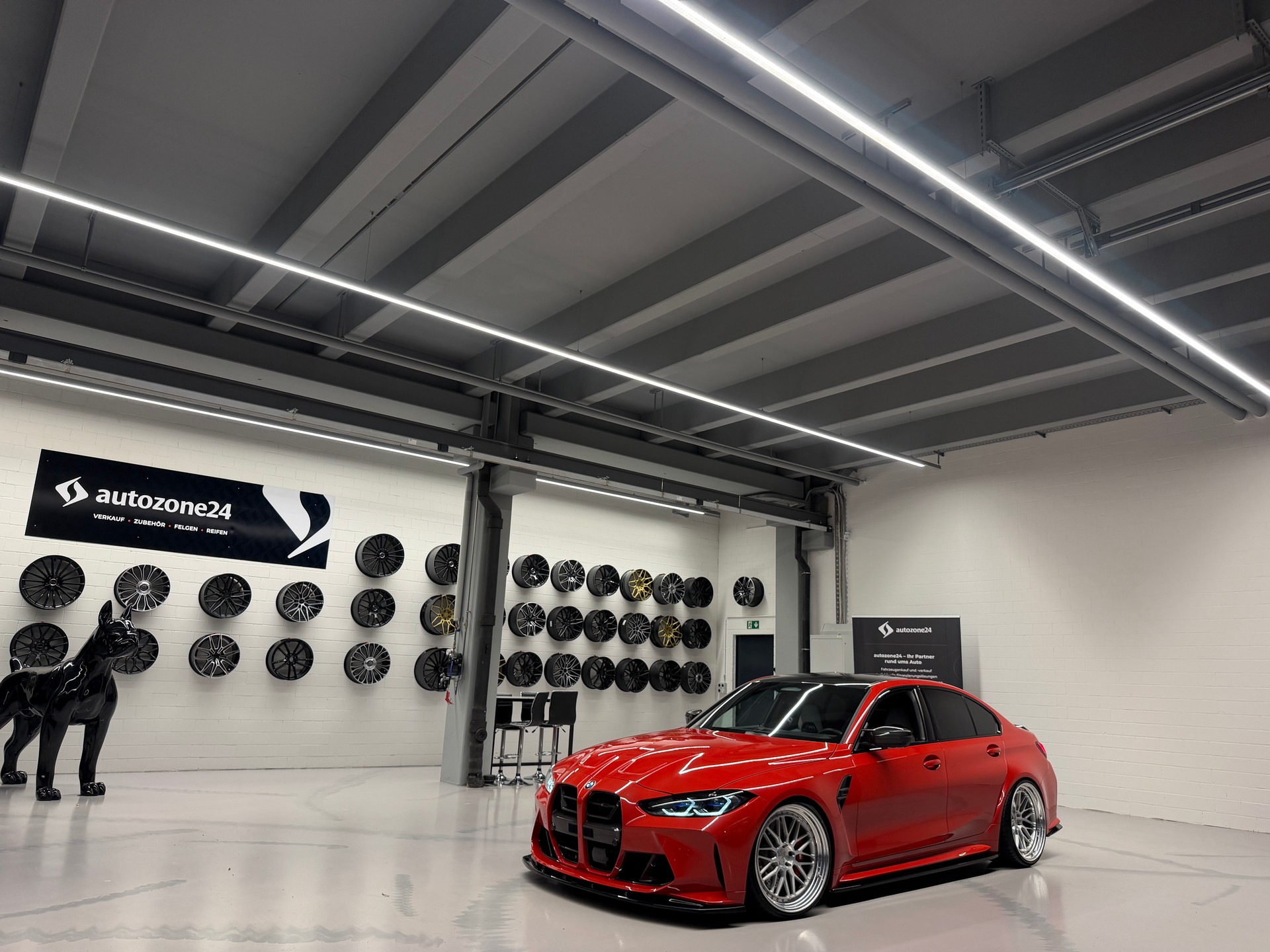 BMW M3 Competition xDrive Toronto Red *BMW Neuwagen Anschlussgarantie bis 27.11.26-image-12