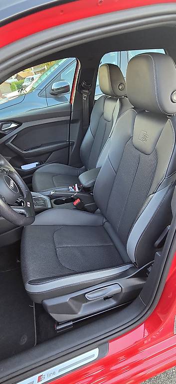 AUDI A1-image-4