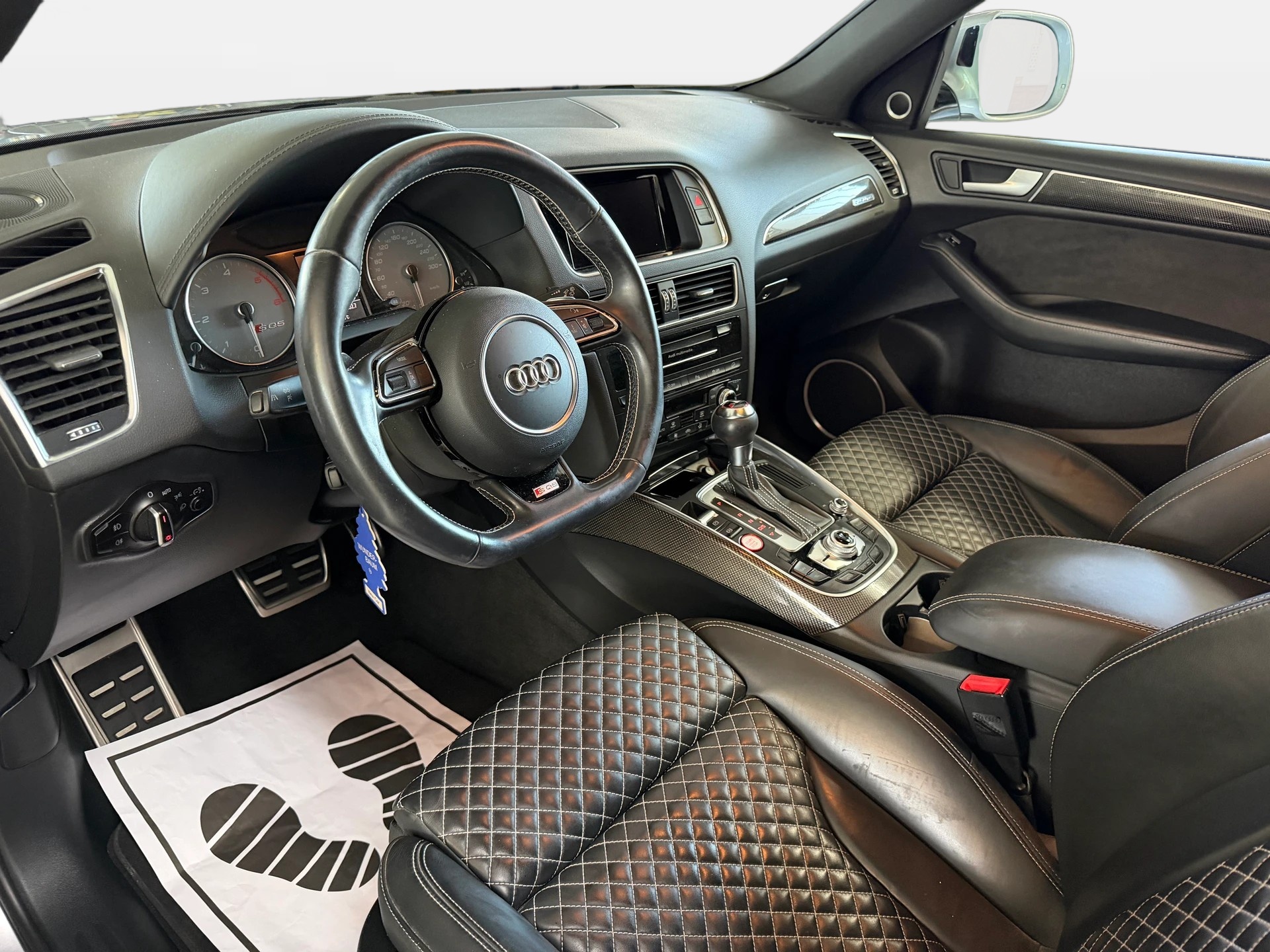 AUDI SQ5 3.0 TDI plus quattro tiptronic | CH-Auto | Ab MFK 01.2026 | Pano Dach | RF-Kamera-image-7