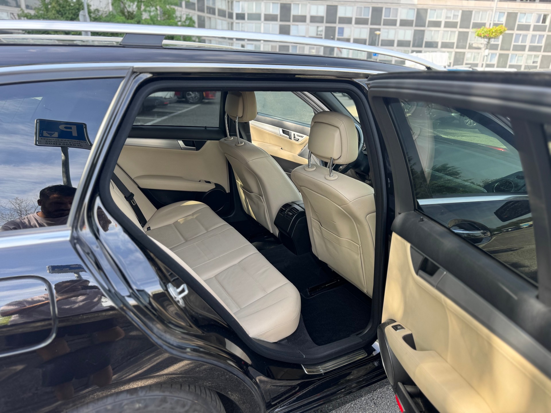 MERCEDES-BENZ C 250 CDI Avantgarde 4Matic 7G-Tronic-image-14