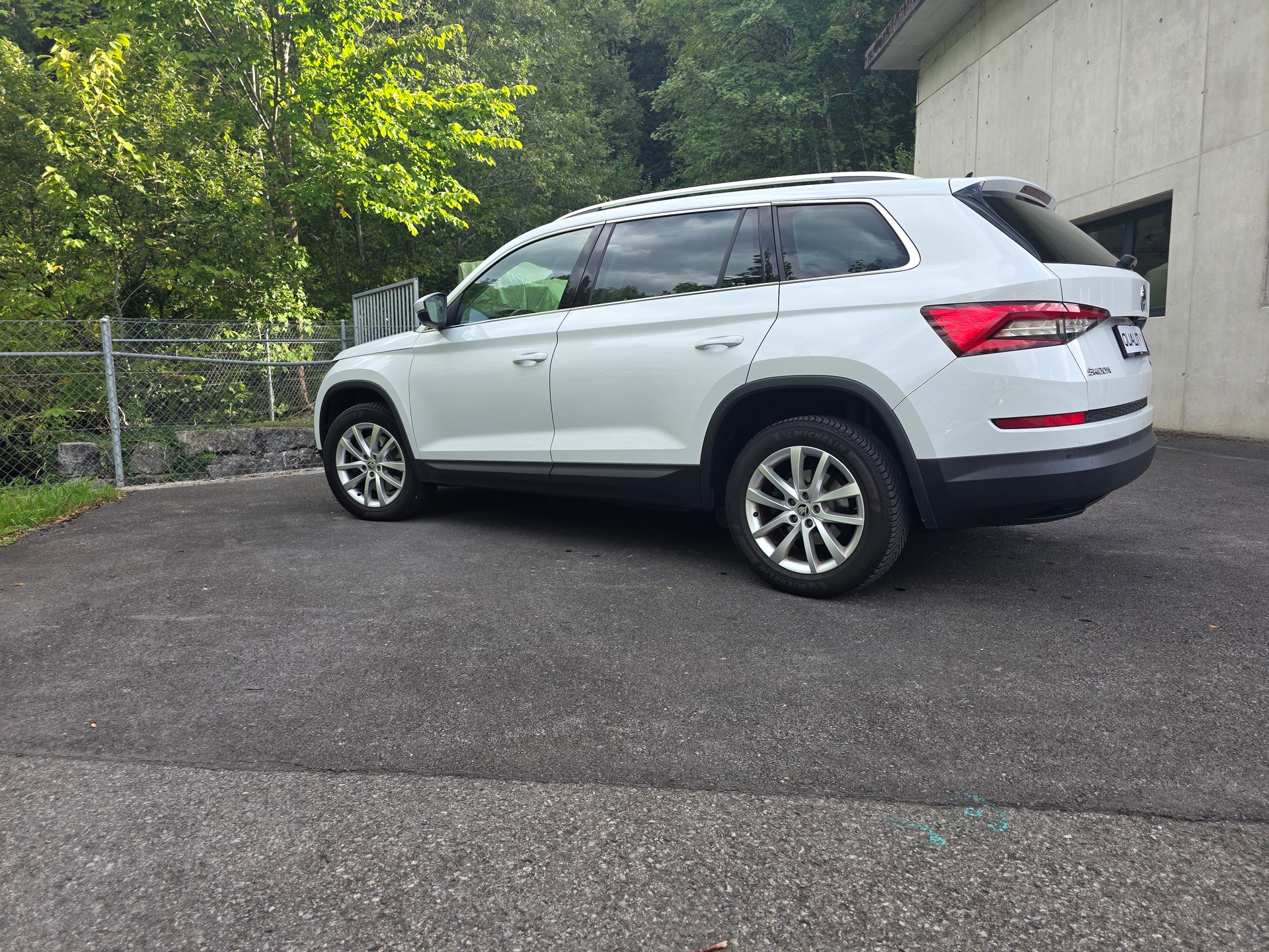 SKODA Kodiaq 2.0 TDI CR Sport Line 4x4 DSG-image-12