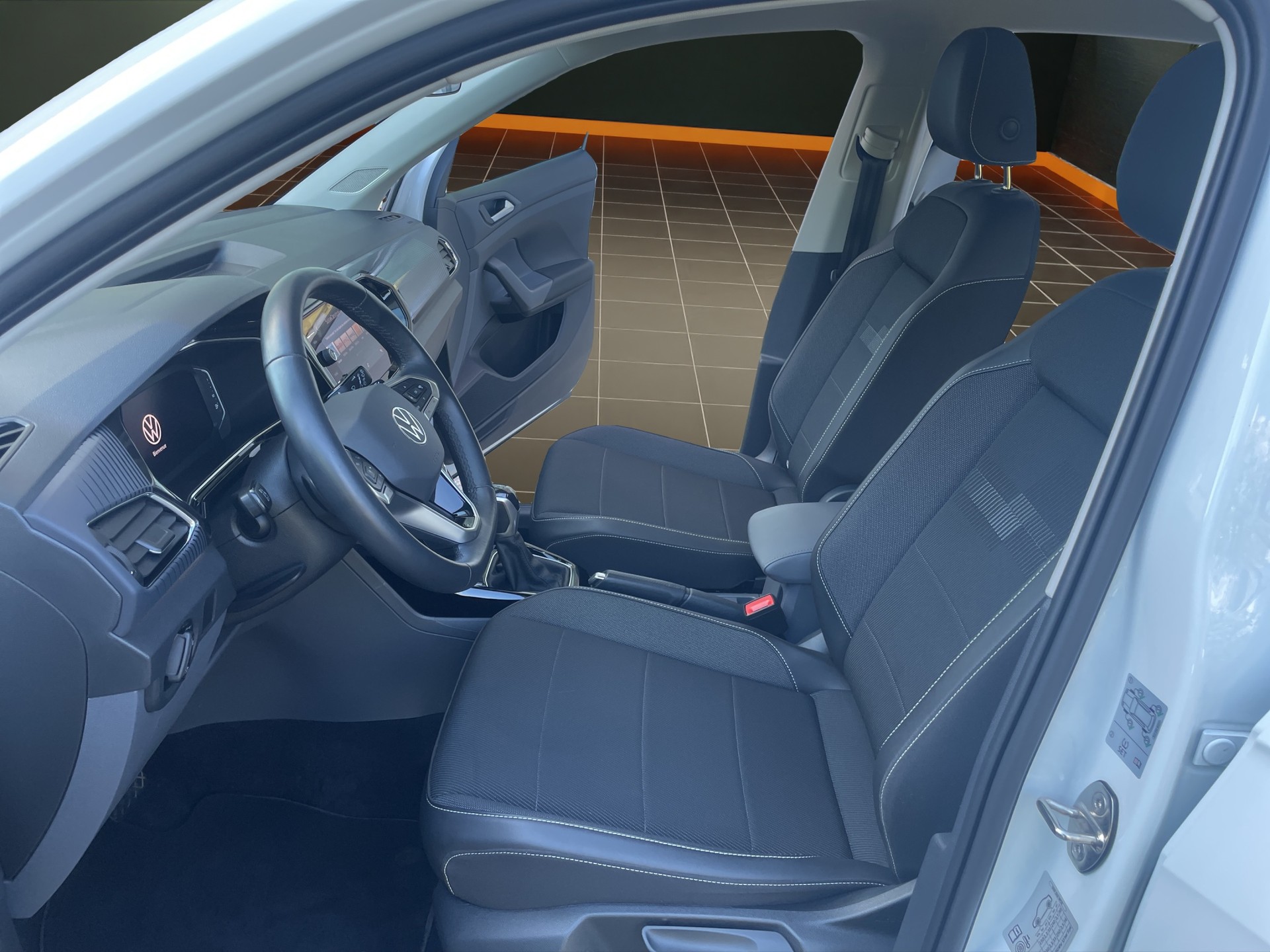 VW T-Cross 1.0 TSI Style DSG-image-8
