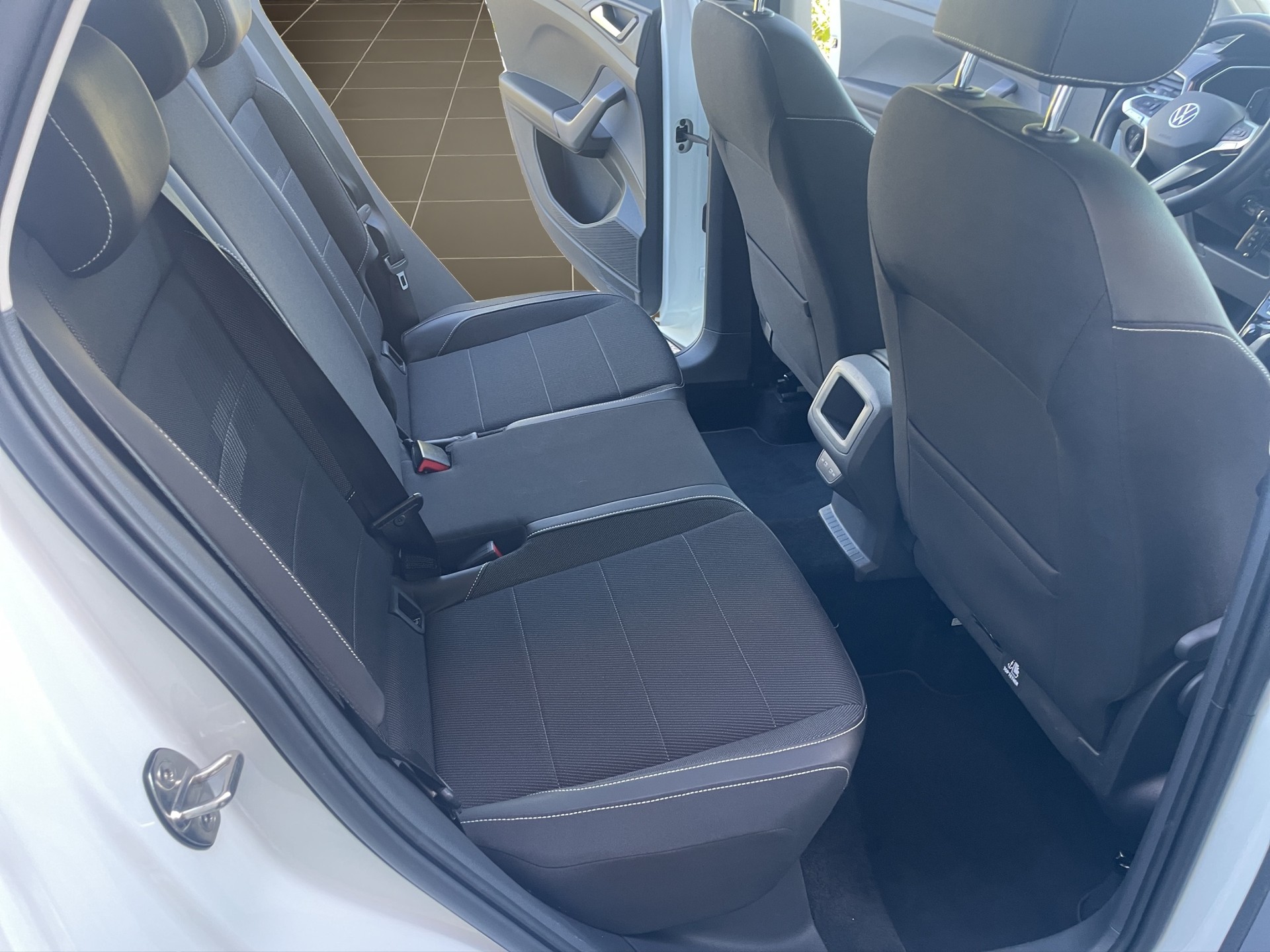 VW T-Cross 1.0 TSI Style DSG-image-13