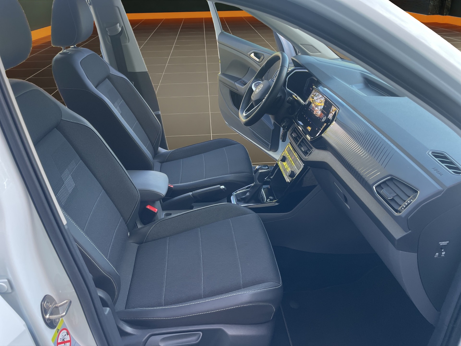VW T-Cross 1.0 TSI Style DSG-image-11