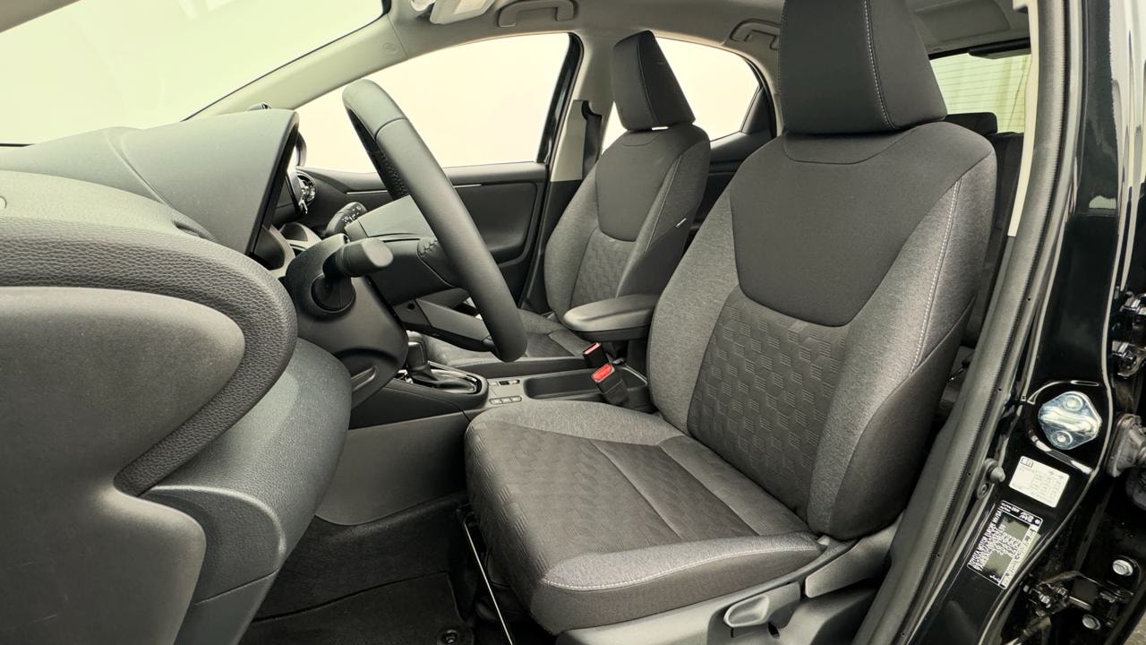 TOYOTA Yaris 1.5 Sport e-CVT-image-4