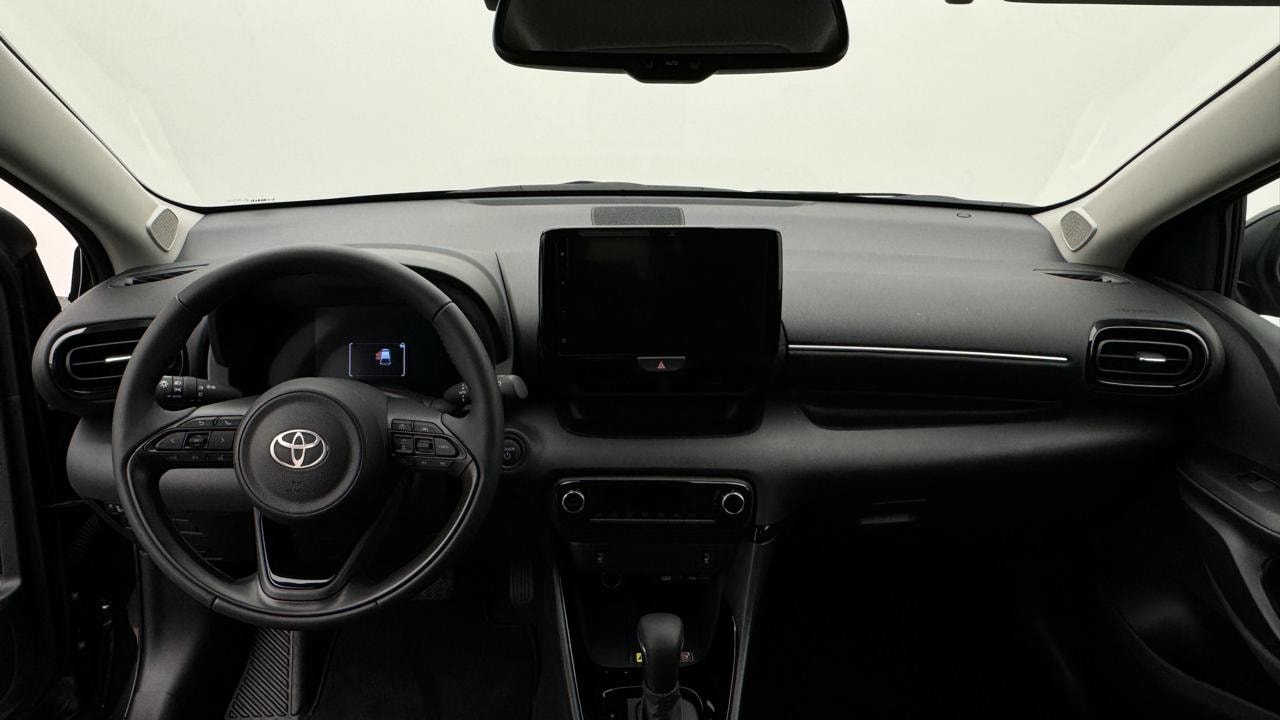 TOYOTA Yaris 1.5 Sport e-CVT-image-5