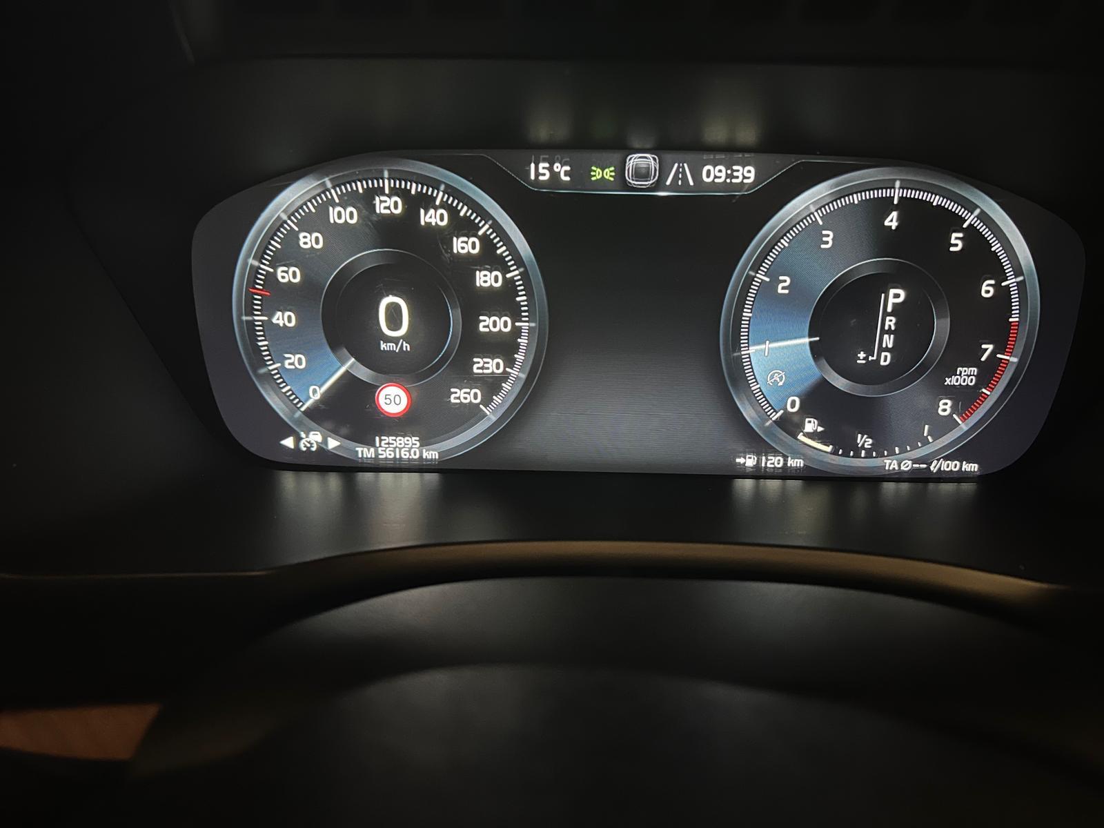 VOLVO XC90 T6 AWD Inscription Geartronic-image-13