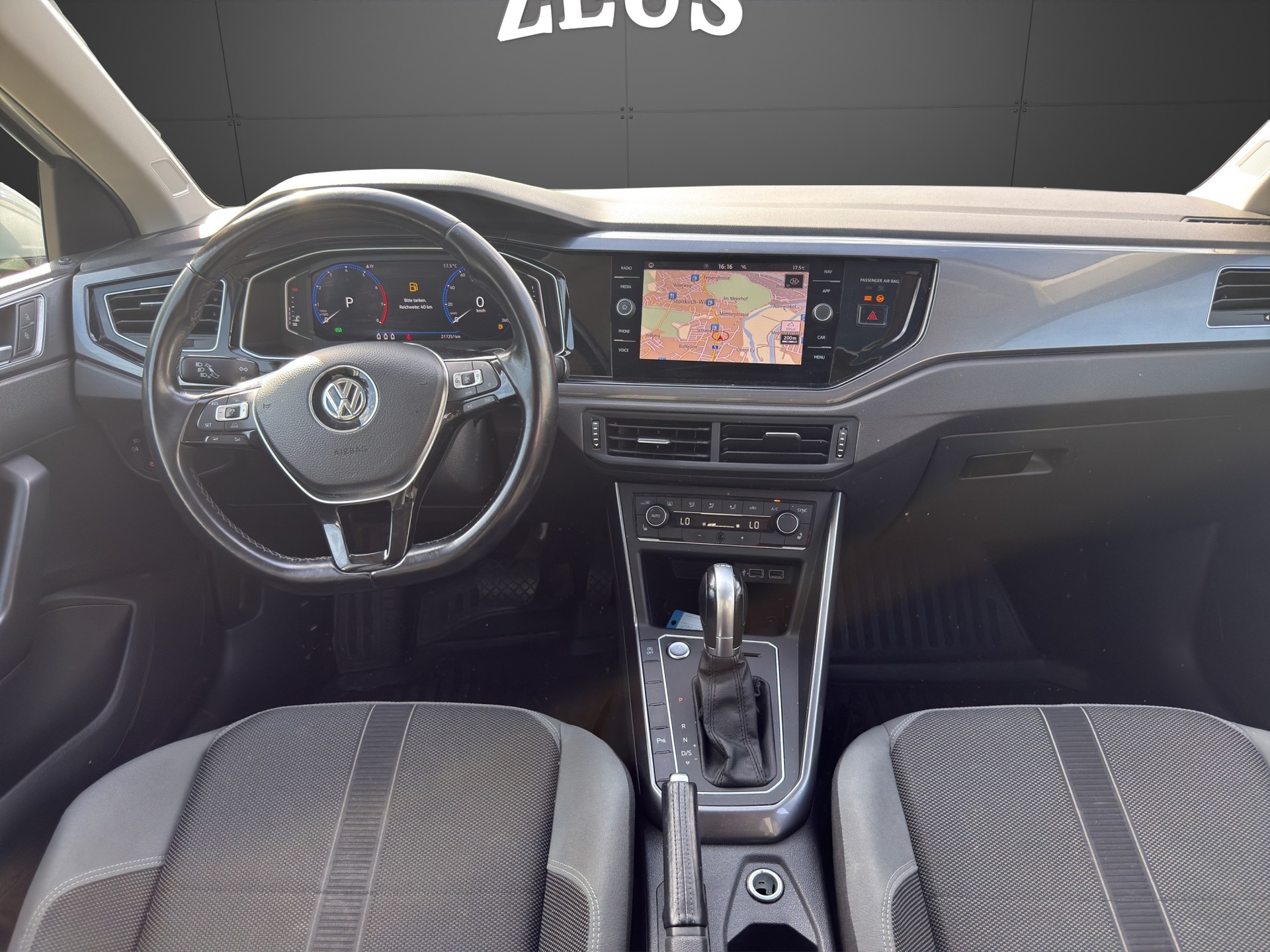 VW Polo 1.0 TSI BMT Highline DSG-image-9