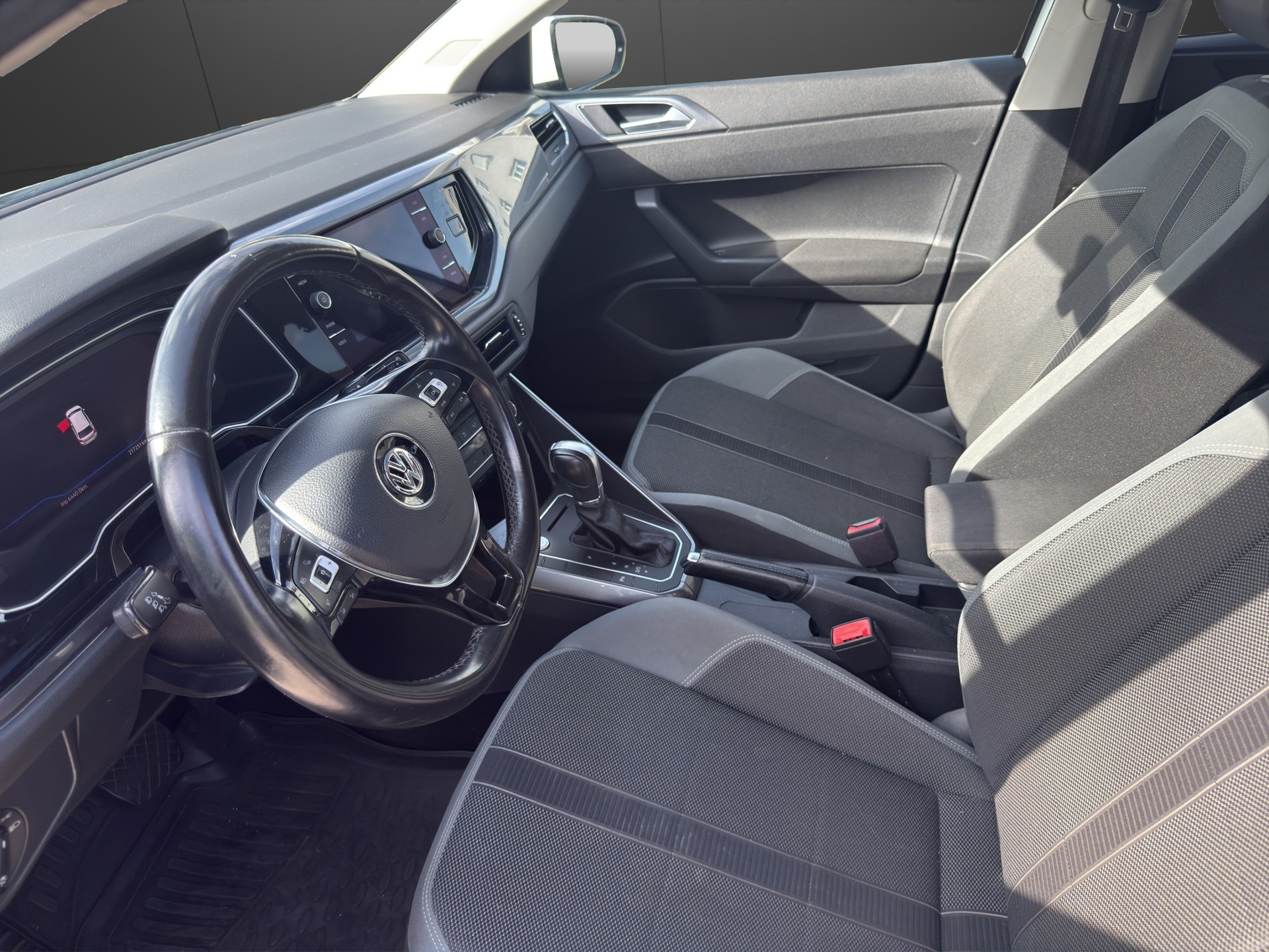 VW Polo 1.0 TSI BMT Highline DSG-image-12