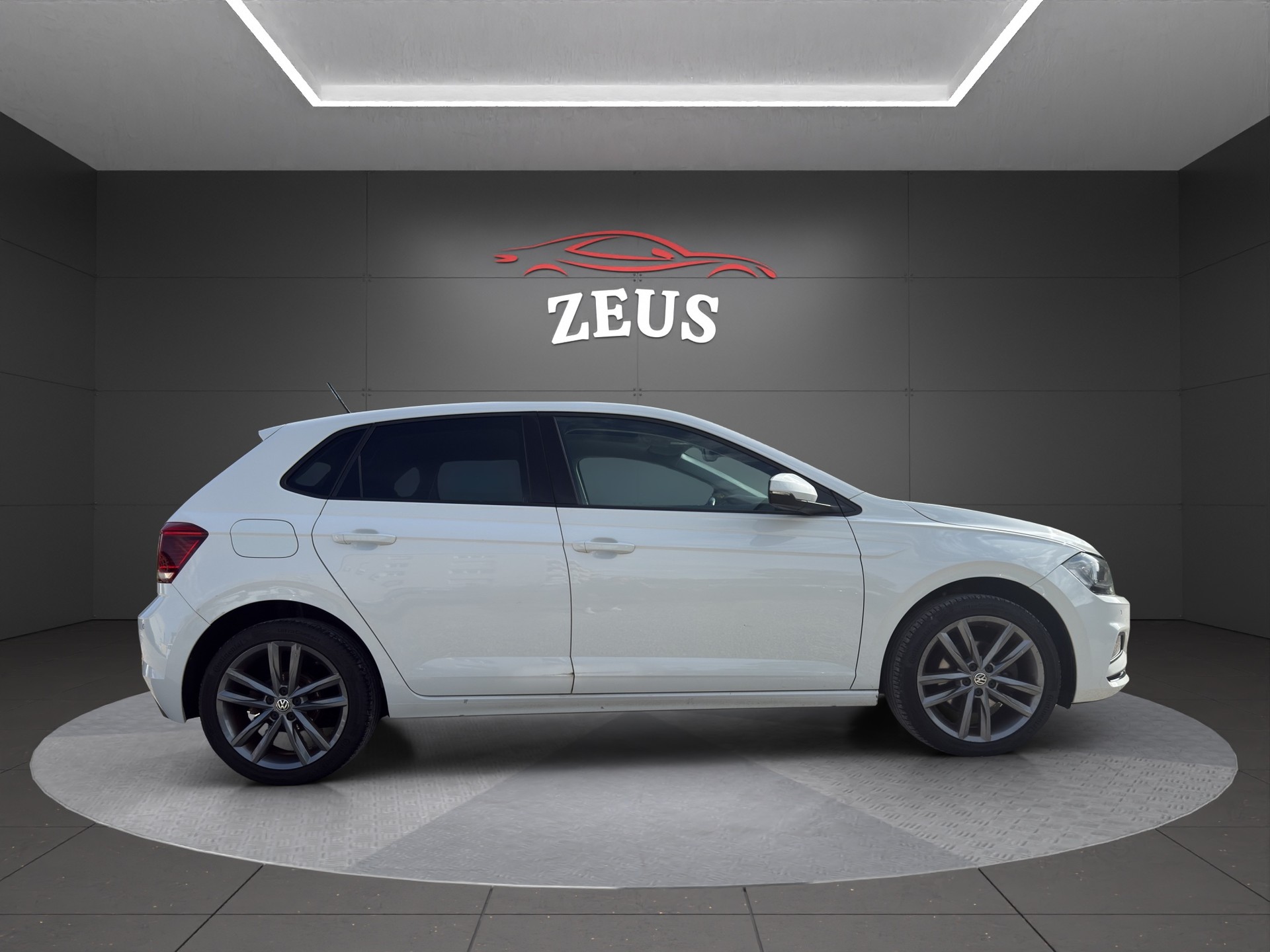 VW Polo 1.0 TSI BMT Highline DSG-image-4