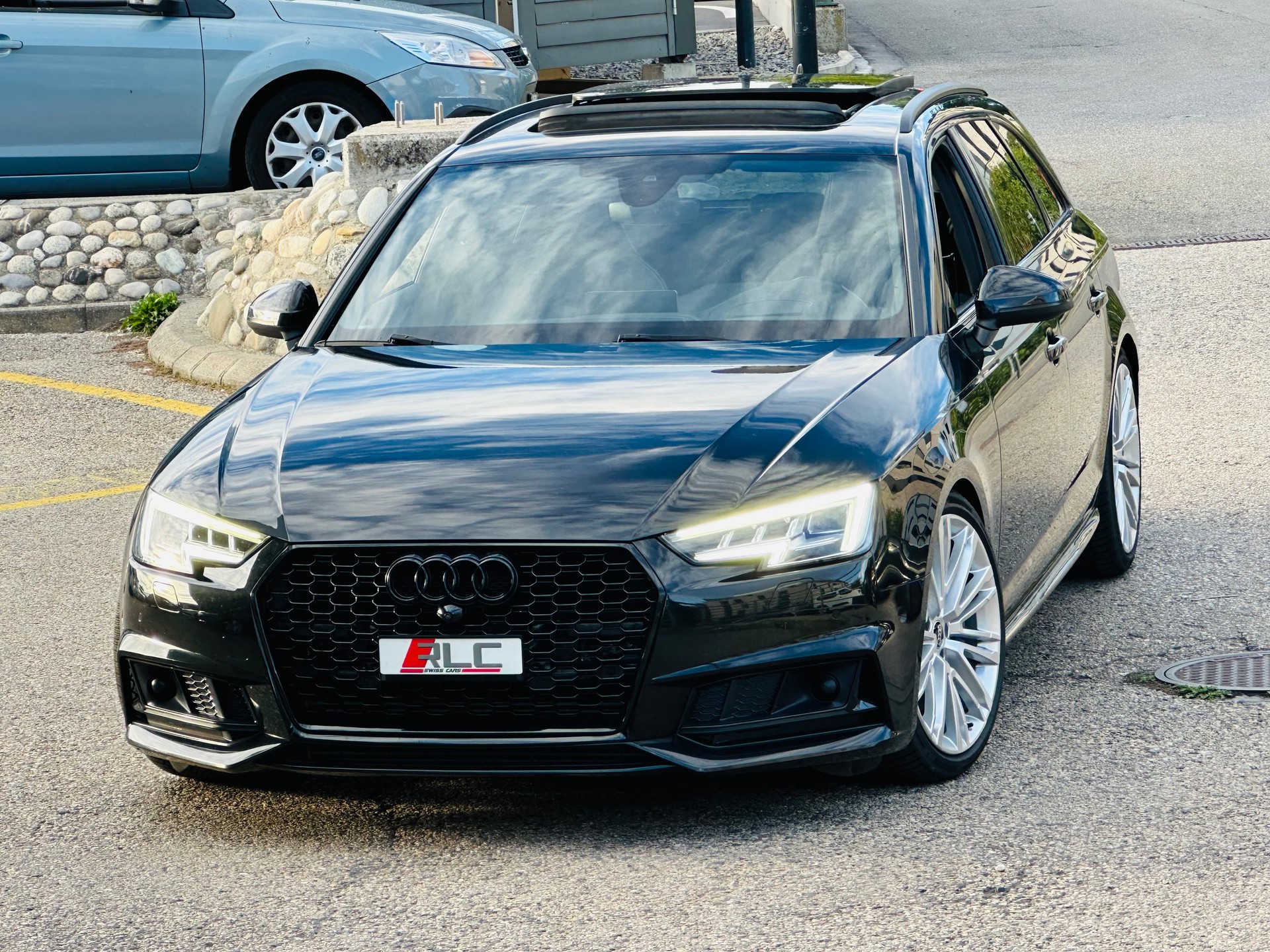 AUDI S4 Avant 3.0 TFSI quattro tiptronic-image-2