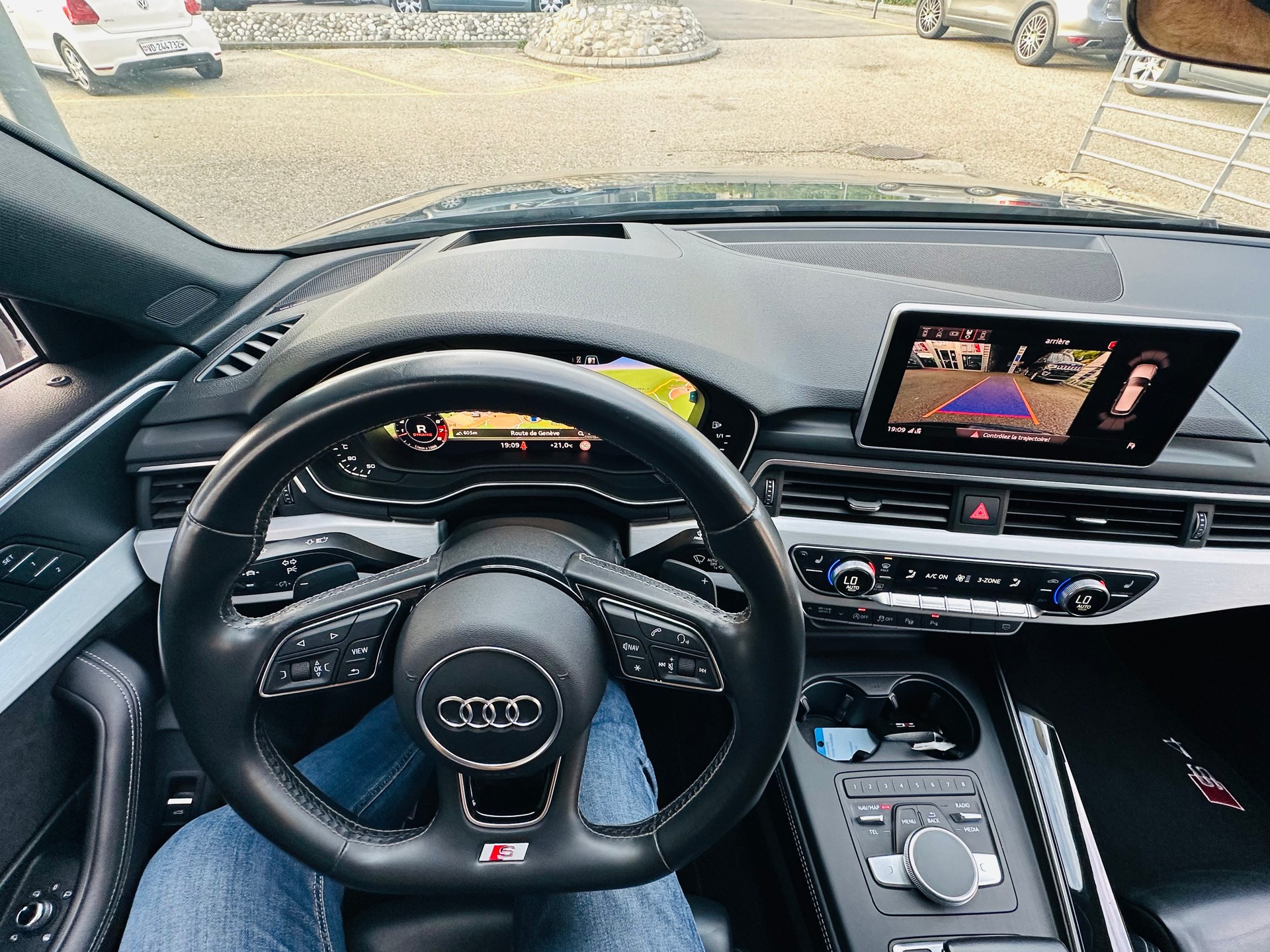 AUDI S4 Avant 3.0 TFSI quattro tiptronic-image-13